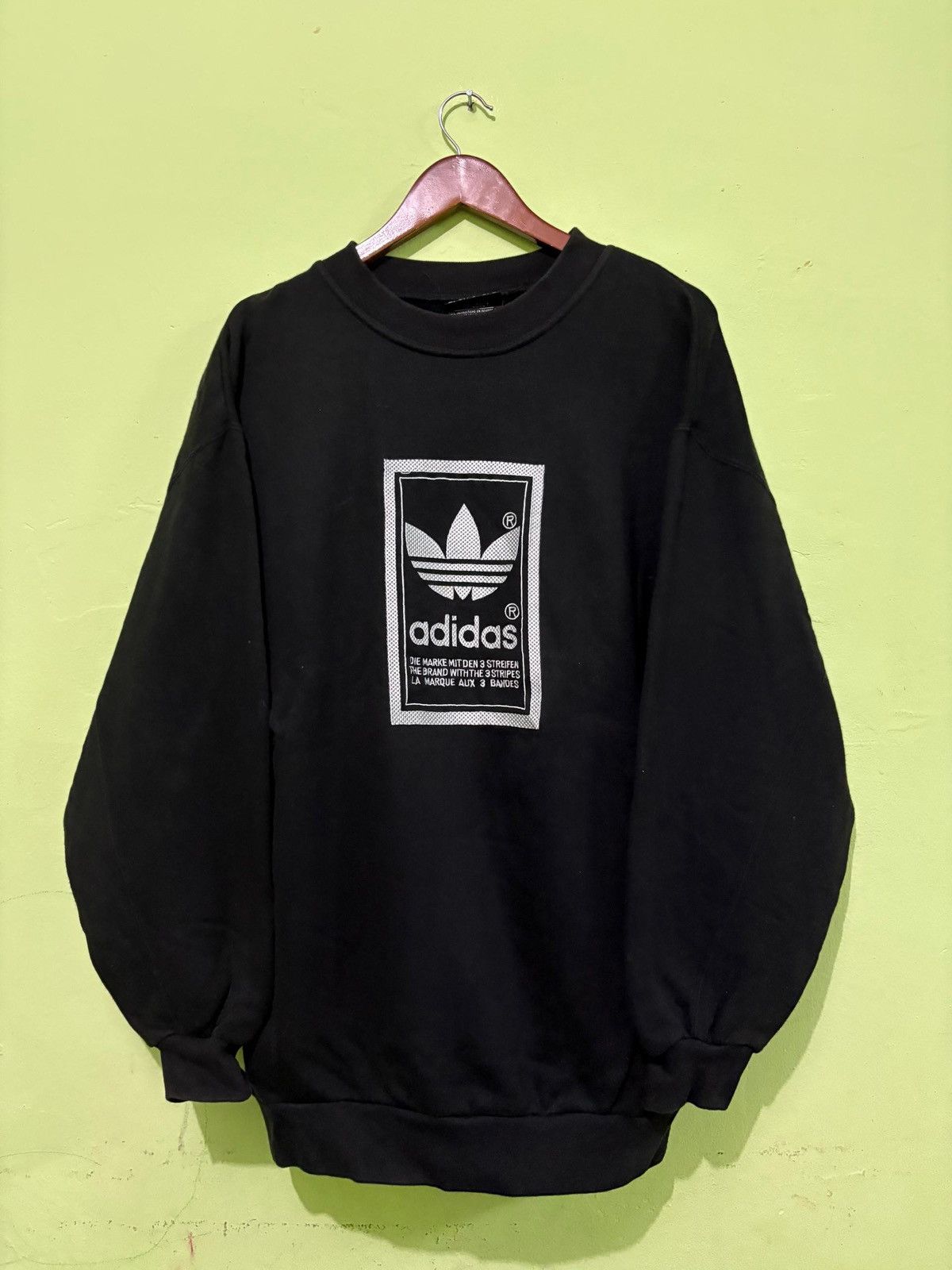 Adidas Vintage Adidas Sweatshirt Embroidered Logo Design Size US M / EU 48-50 / 2 - 1 Thumbnail
