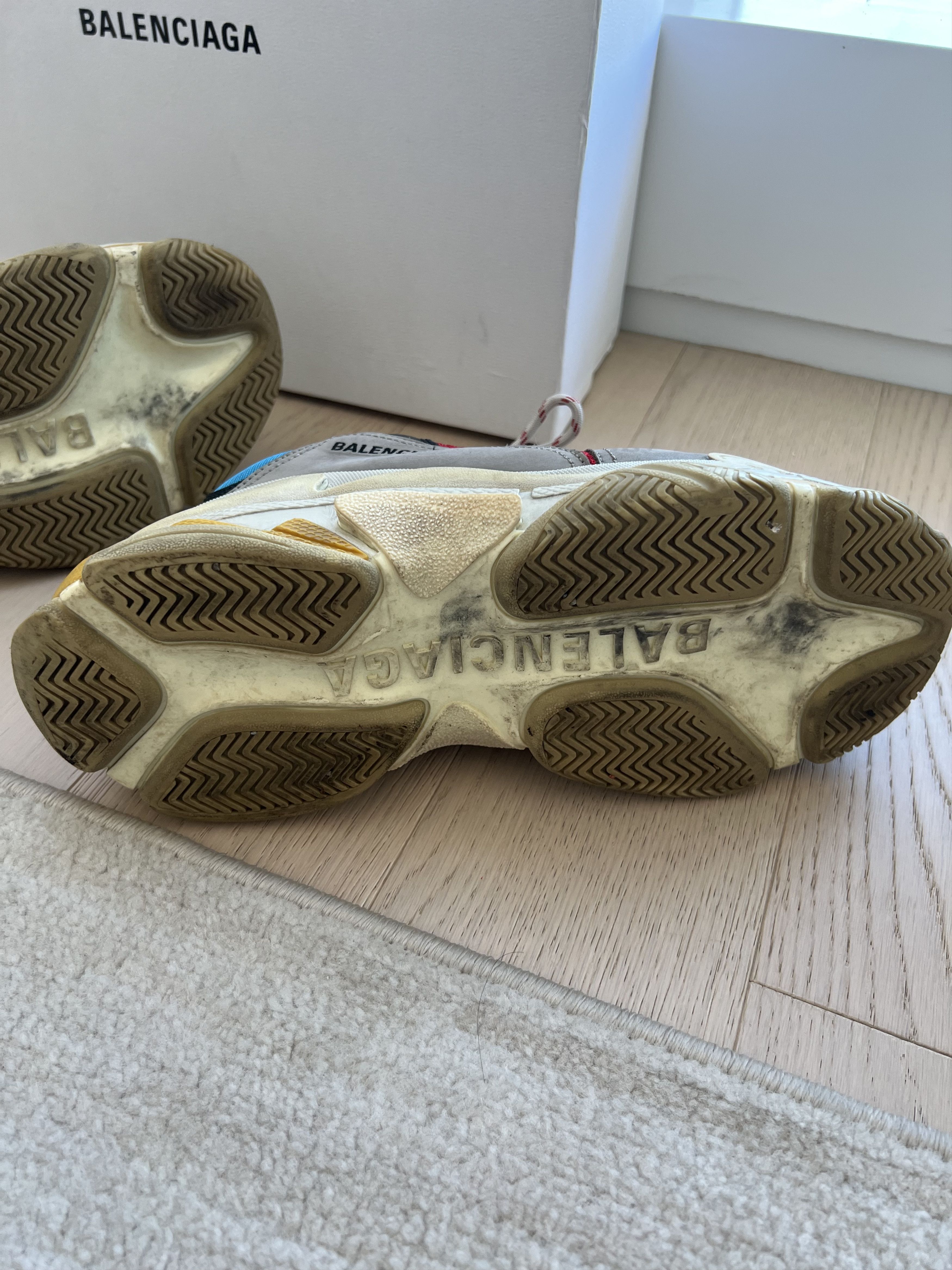 Balenciaga Triple S Size US 9 / EU 42 - 4 Thumbnail