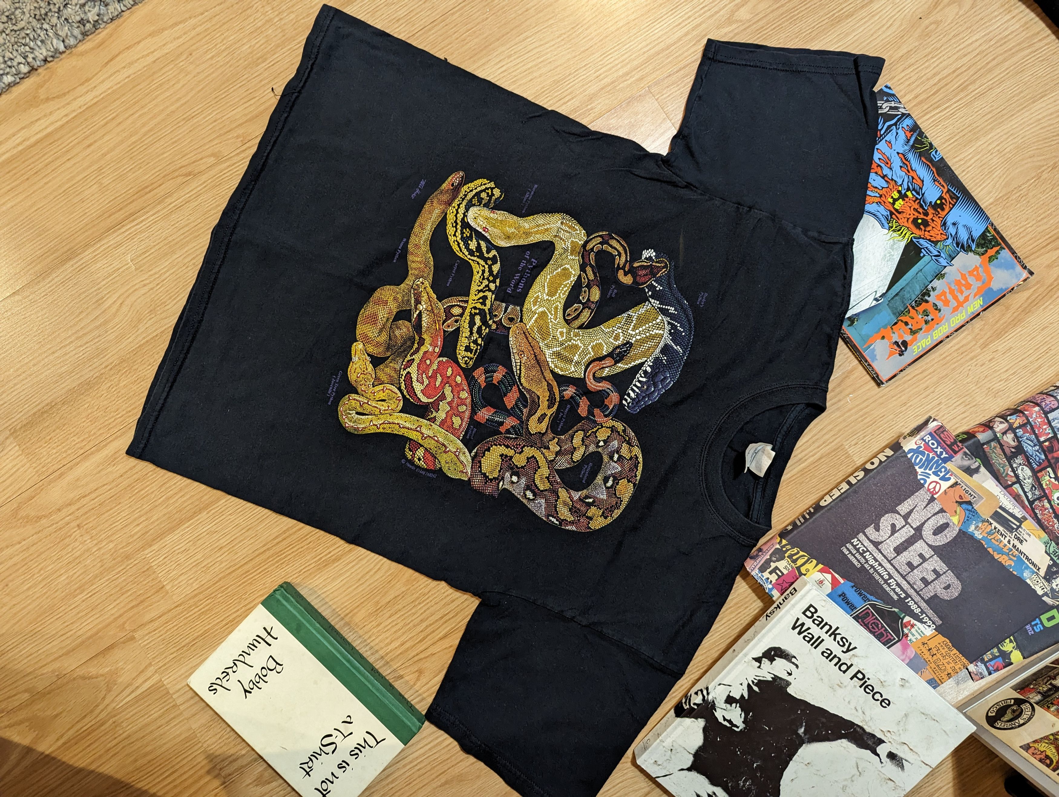 Vintage 90'S PYTHONS OF THE WORLD BIG SNAKES T SHIRT | Grailed