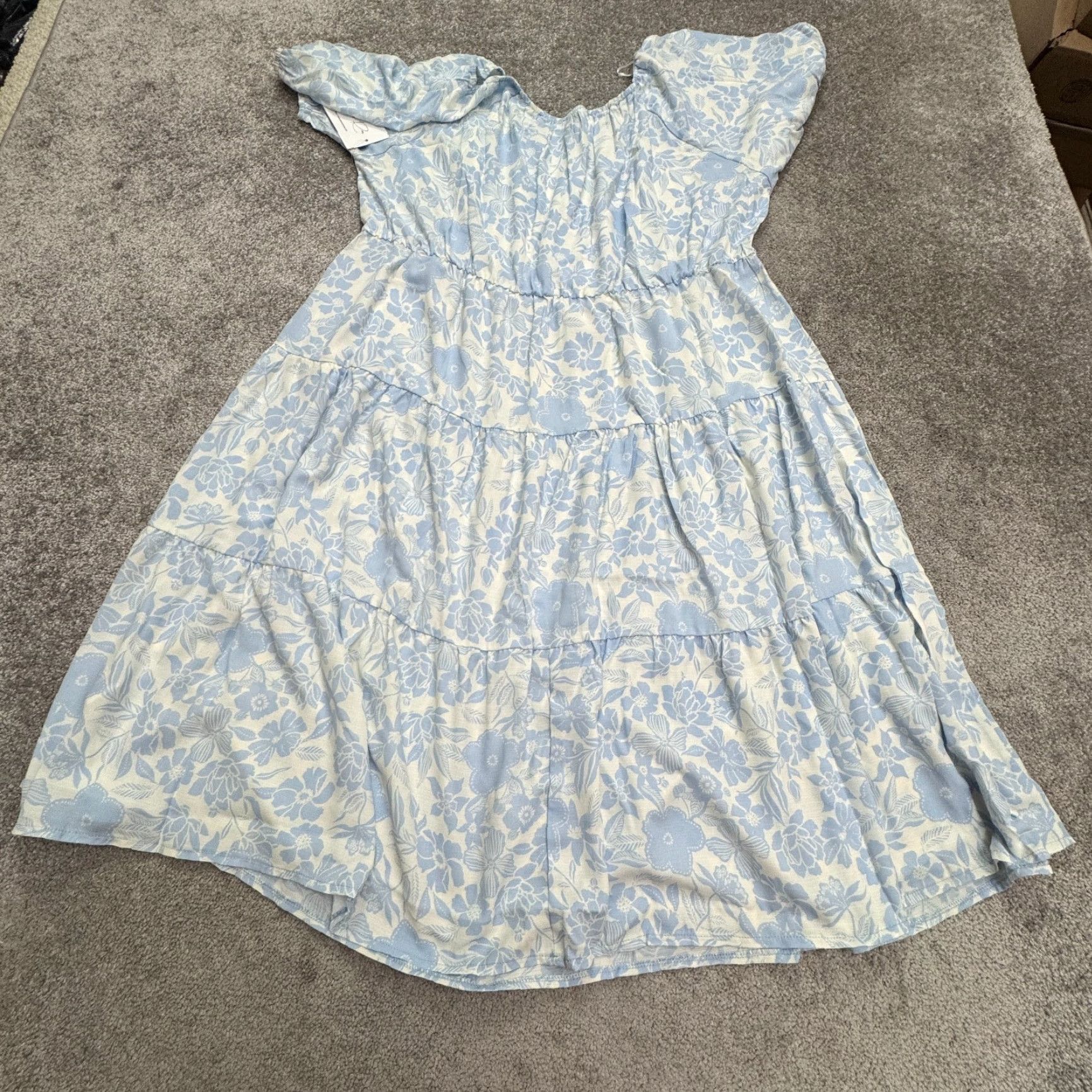 Parker Parker & Rowe Floral Puff Sleeve Tiered Midi Dress Women 3X Plus Blue Floral NWT Size XXL / US 16-18 / IT 52-54 - 2 Thumbnail
