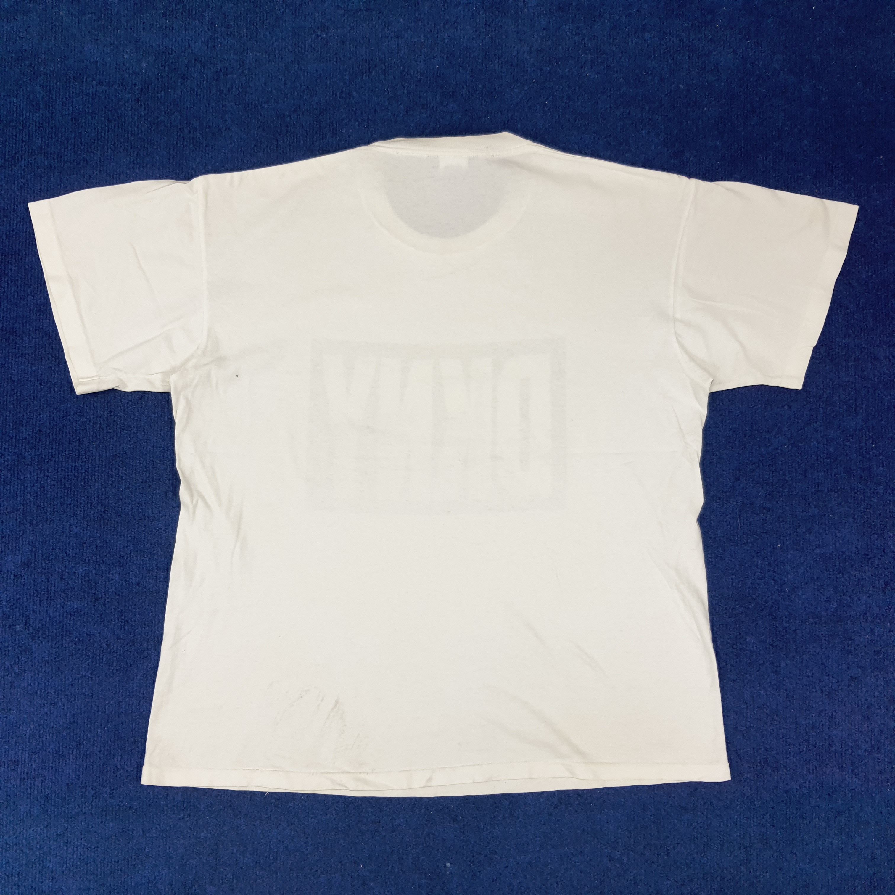 DKNY × Vintage Vintage DKNY Donna Karan New York Streetwear Boxy Tshirt Size US L / EU 52-54 / 3 - 3 Thumbnail