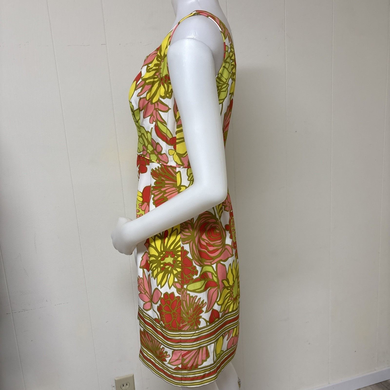 Trina Turk Trina Turk Bright Floral Shift Dress Womens 10 Signature Sil Size L / US 10 / IT 46 - 2 Thumbnail