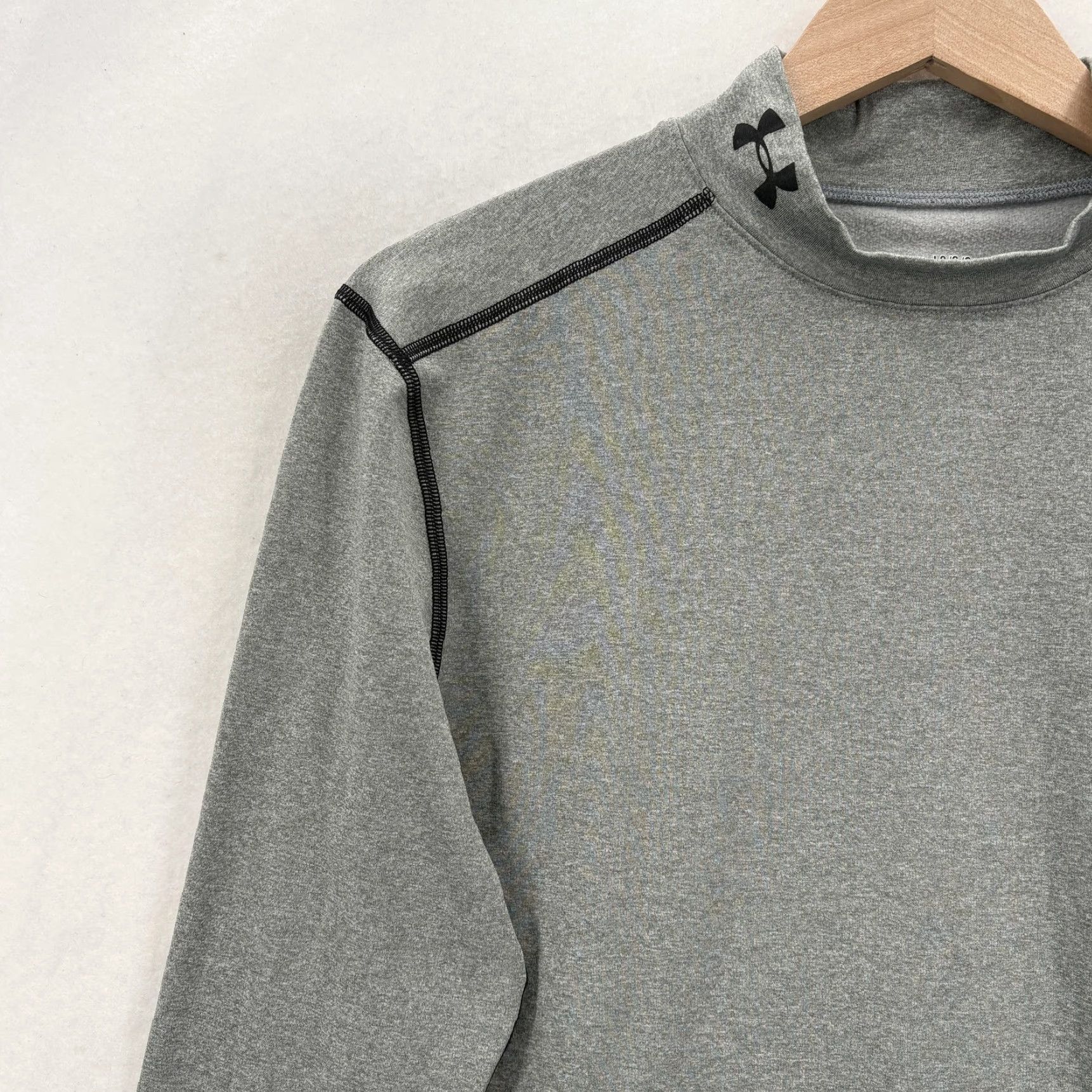 Under Armour Under Armour ColdGear Shirt Mens L Gray Mock Neck Thermal Gym Compression Long Sleeve Molded for Running & Gym Size US L / EU 52-54 / 3 - 2 Thumbnail