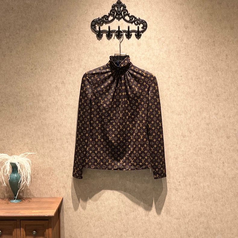 Louis Vuitton Louis Vuitton Brown print long sleeves Size S / US 4 / IT 40 - 1 Thumbnail