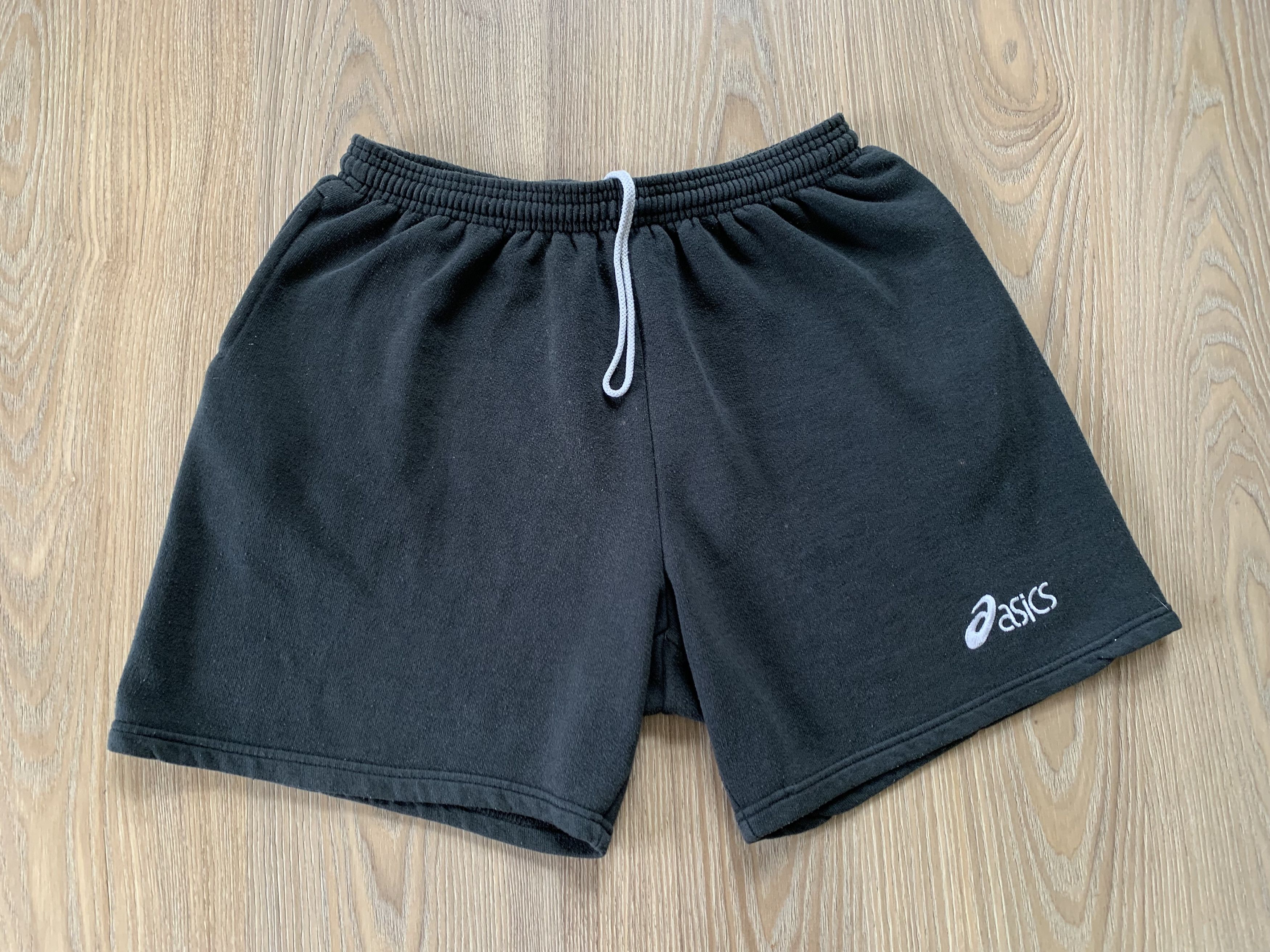 Asics × Japanese Brand × Vintage Mens Asics Vintage Black Cotton Shorts Size US 34 / EU 50 - 2 Thumbnail