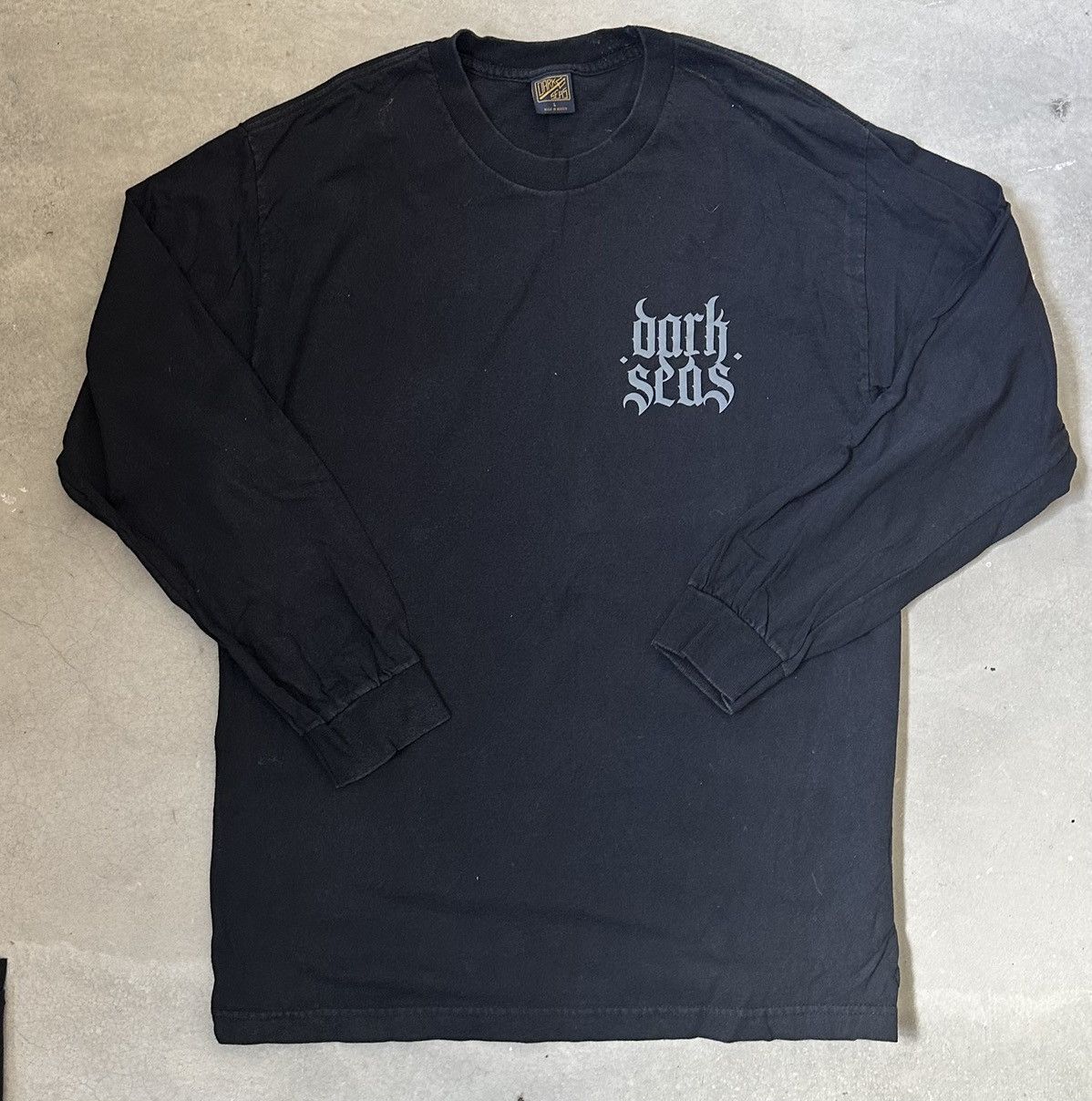 Dark Seas Division VINTAGE DARK SEAS DIVISION JAWS TEE Size US M / EU 48-50 / 2 - 3 Thumbnail