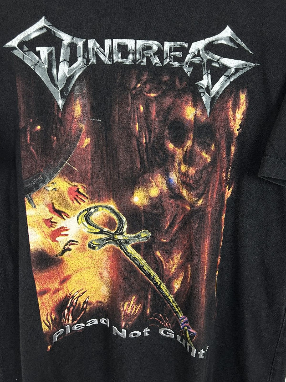 Band Tees 00s Gonoreas Plead Not Guilty 2007 Album Faded T-Shirt Size US M / EU 48-50 / 2 - 2 Thumbnail