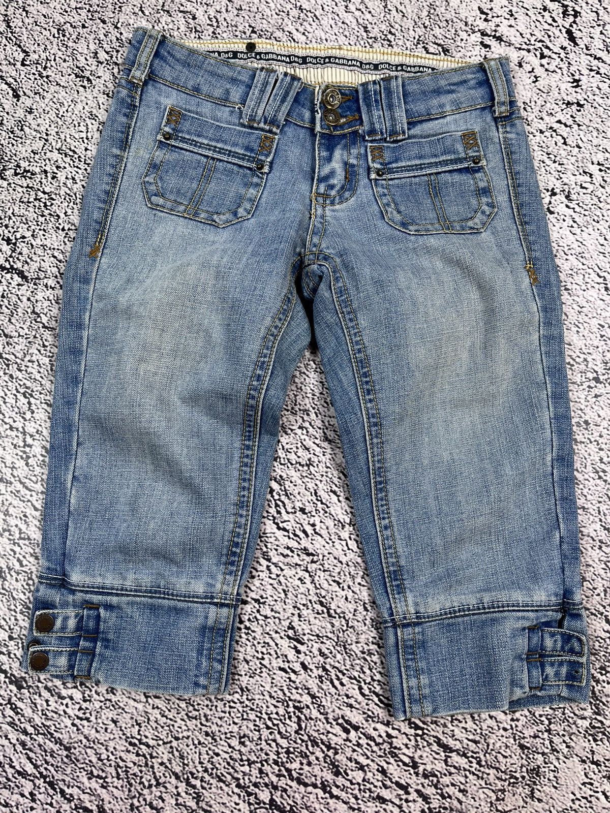 Dolce & Gabbana Vintage Dolce Gabbana Denim Breeches 3/4 Shorts Logo Size 27" / US 4 / IT 40 - 2 Thumbnail