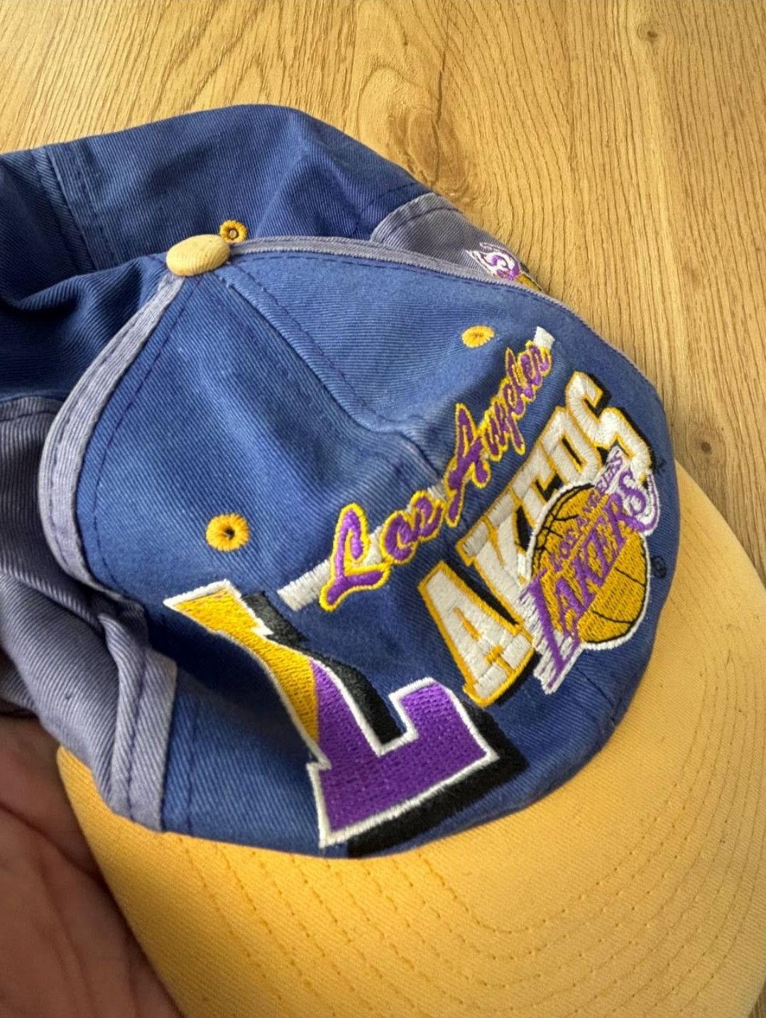 NBA Vintage NBA Los Angeles Lakers Basketball Cap Size ONE SIZE - 16 Thumbnail