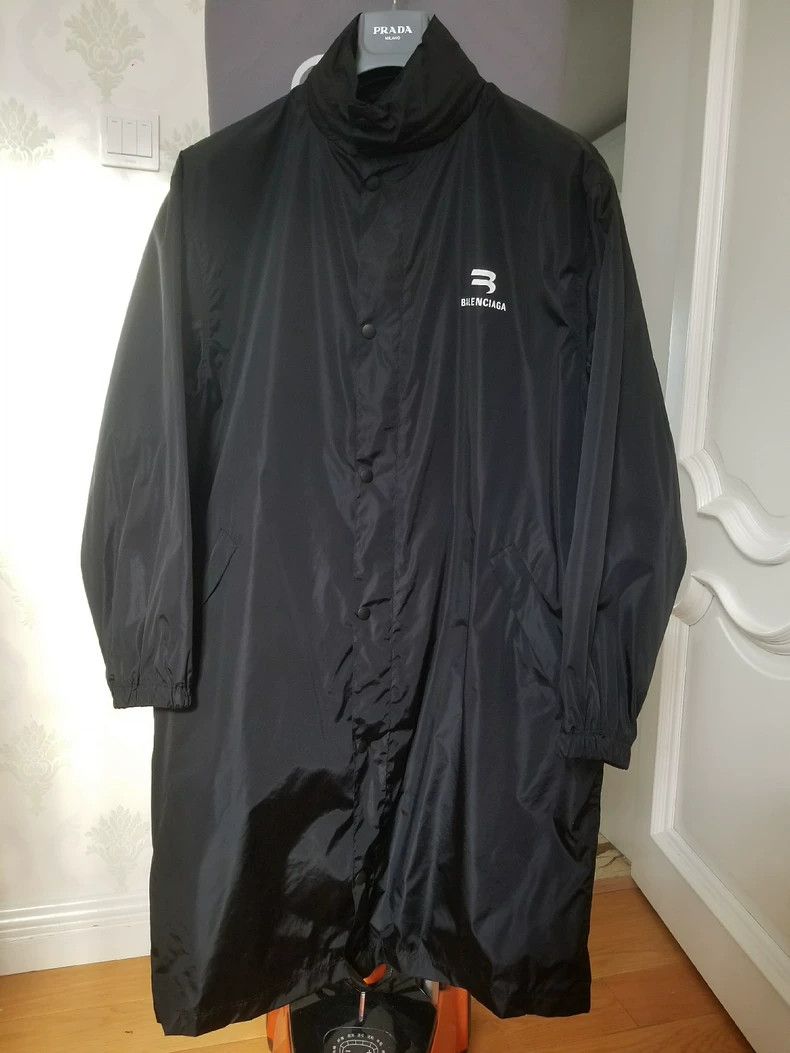 Balenciaga Balenciaga Black windbreaker jacket 2505-Nextarrow Size XXS / US 00 / IT 34 - 1 Thumbnail