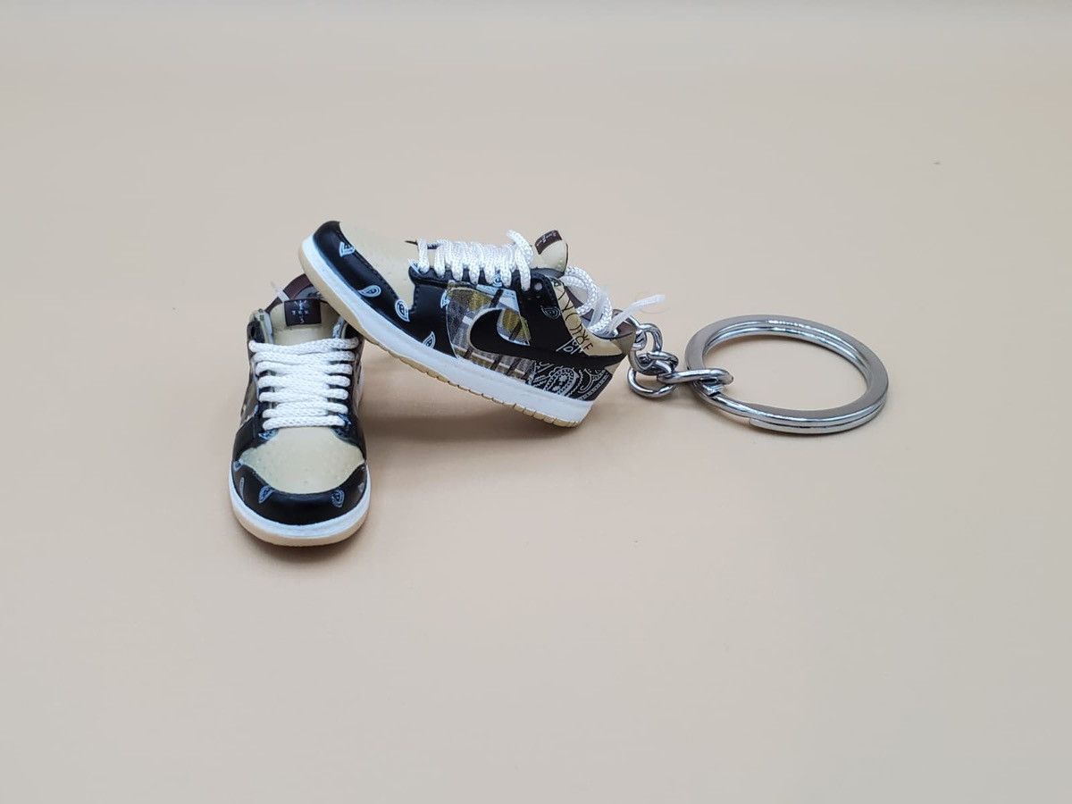 Nike Nike SB Dunk Low Travis Scott Cactus Jack Keychain Set Size ONE SIZE - 2 Thumbnail