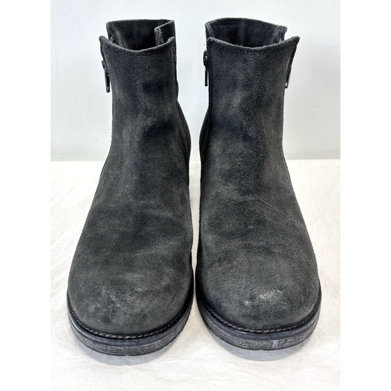 Vintage VINTAGE NAOT Wander Ankle Boot Woman Suede Double Zip Gray 9 US / 40 EU Women’s Shoe Size US 9 / IT 39 - 3 Thumbnail