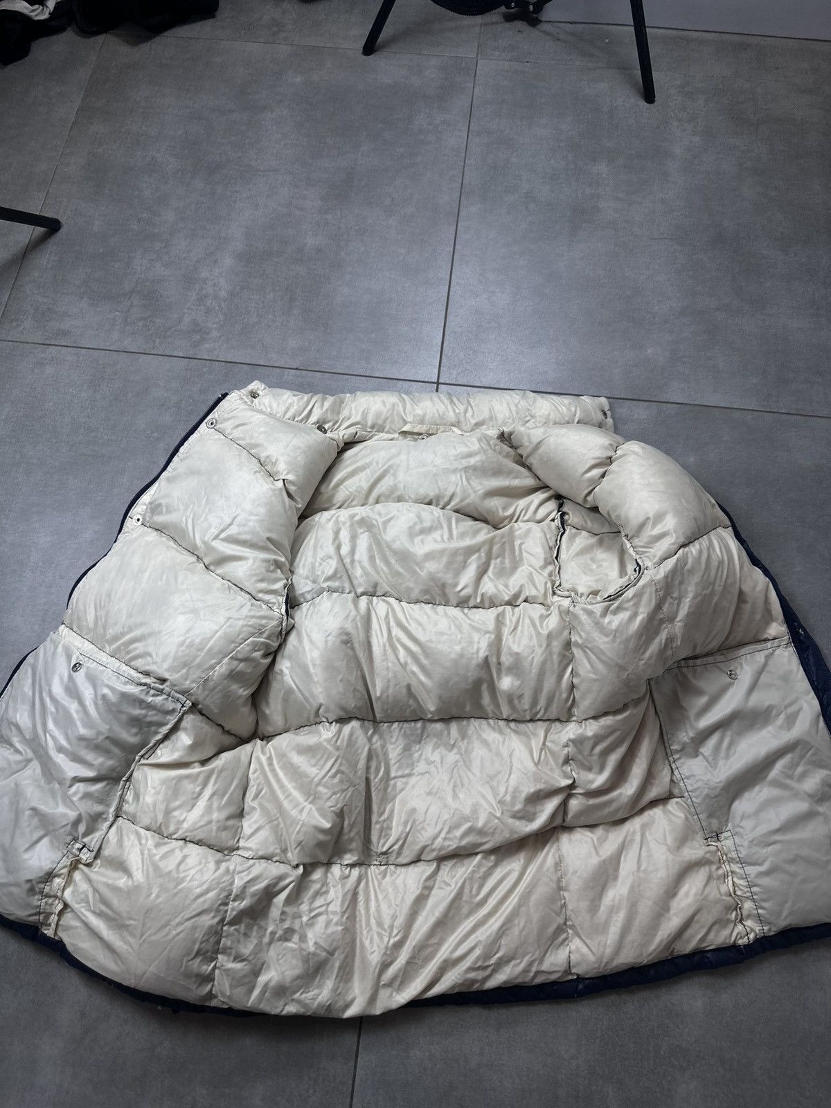 Moncler Vintage Moncler down jacket Grenoble Size US M / EU 48-50 / 2 - 16 Thumbnail
