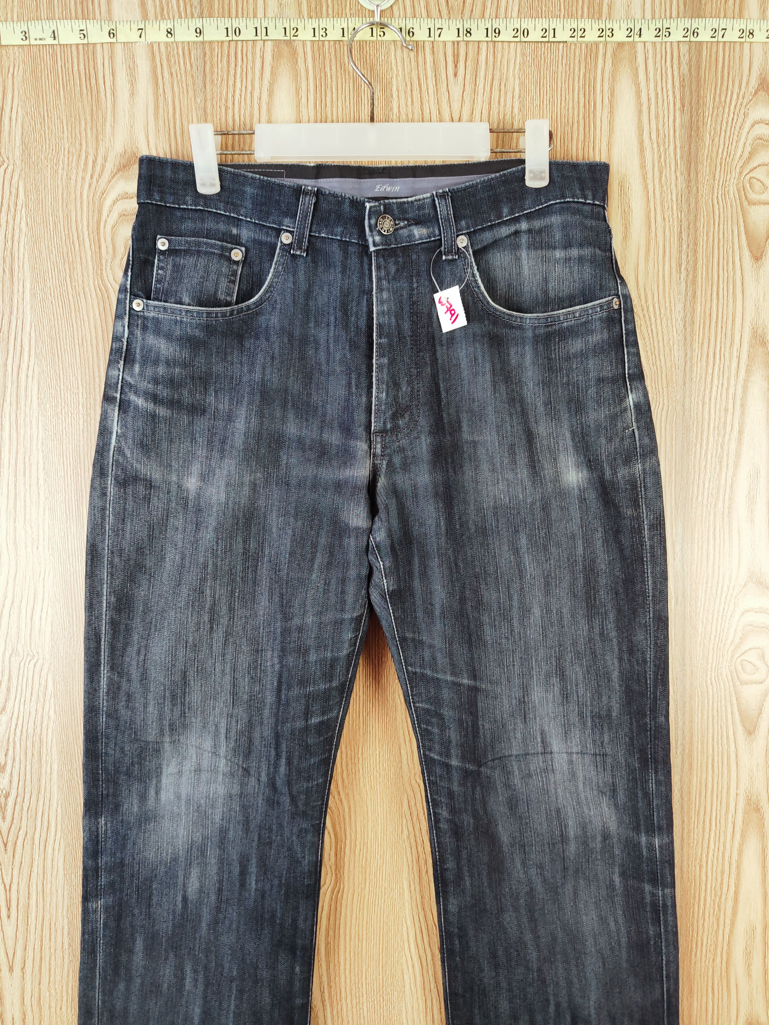 Edwin Edwin Black Distressed Ripped Jeans #W791 Size US 32 / EU 48 - 2 Thumbnail