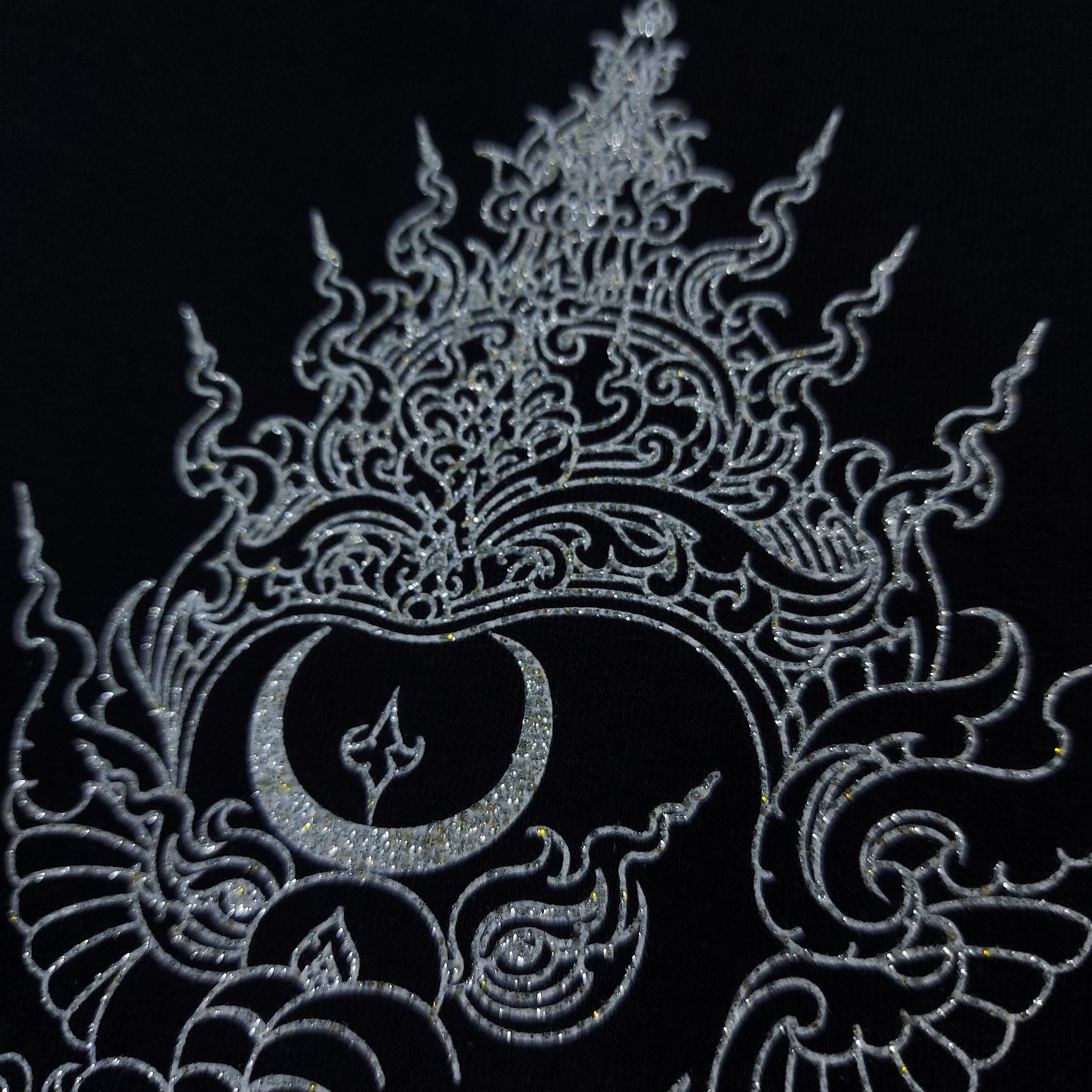 Other 2011 Wat Rong Khun Ganesha Glitter White Temple TEE Size US XL / EU 56 / 4 - 14 Thumbnail