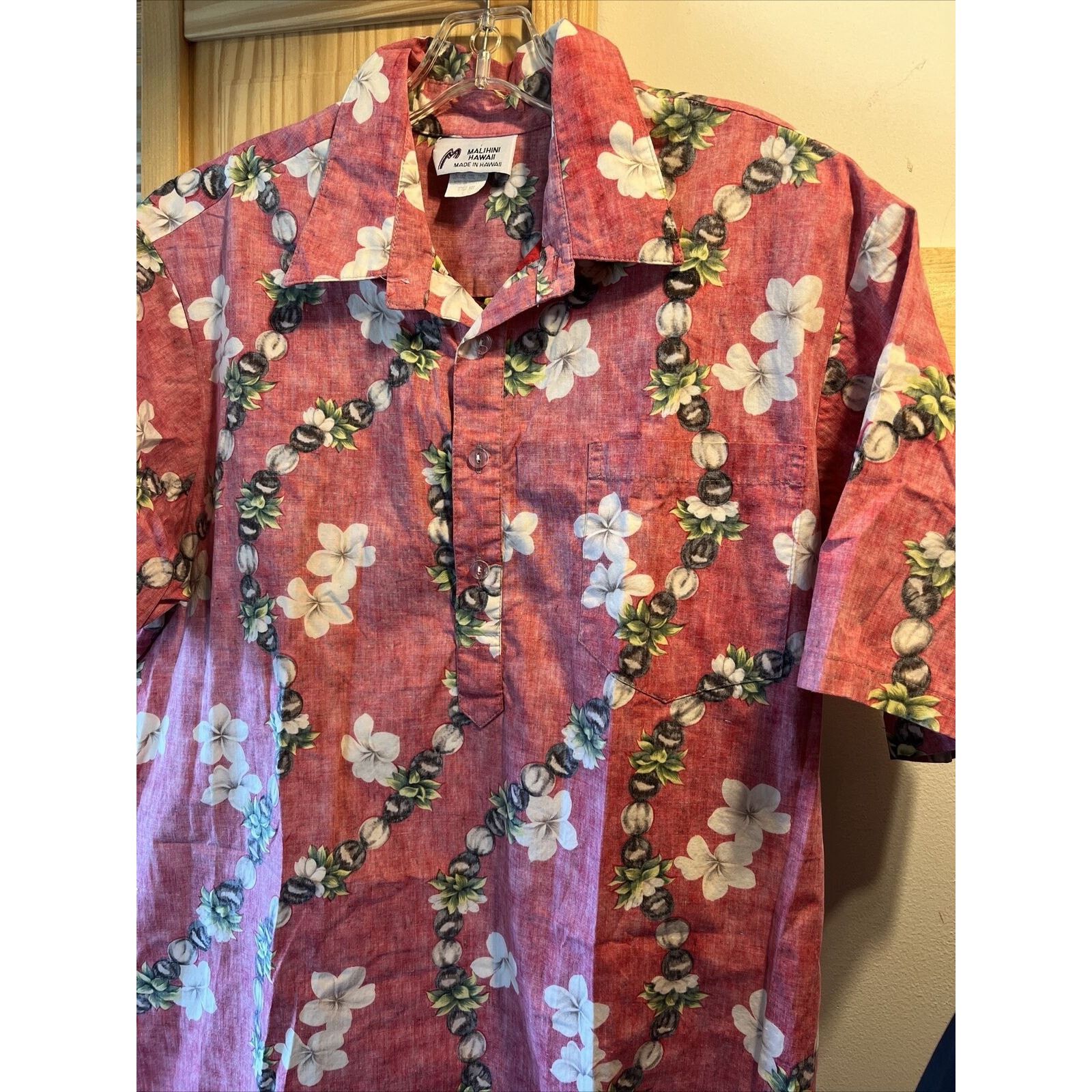 Other Malihini VTG Men's L Red SS 1/2 Button Cotton Hawaiian Shirt Size US L / EU 52-54 / 3 - 10 Thumbnail