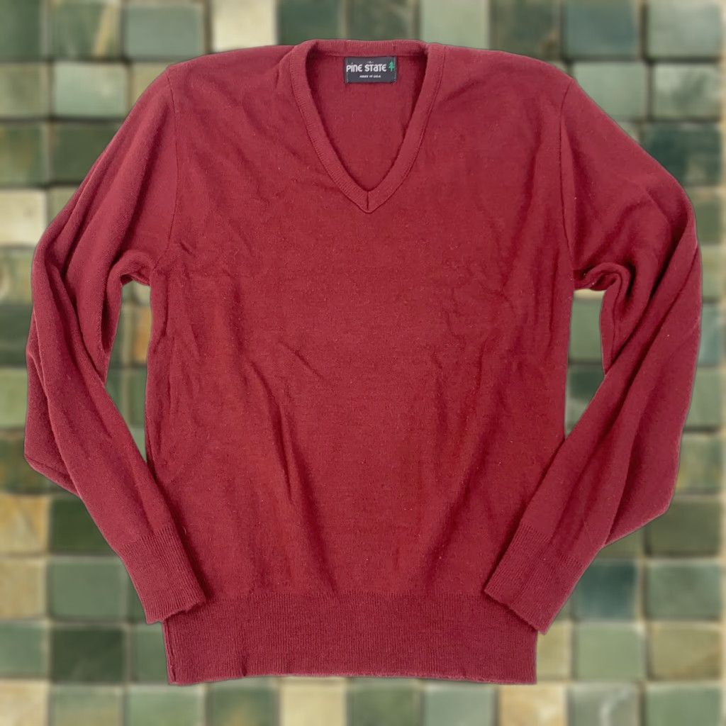 Vintage VINTAGE Pine State Red V-Neck Sweater Kurt Cobain Mens Large USA Size US L / EU 52-54 / 3 - 1 Thumbnail