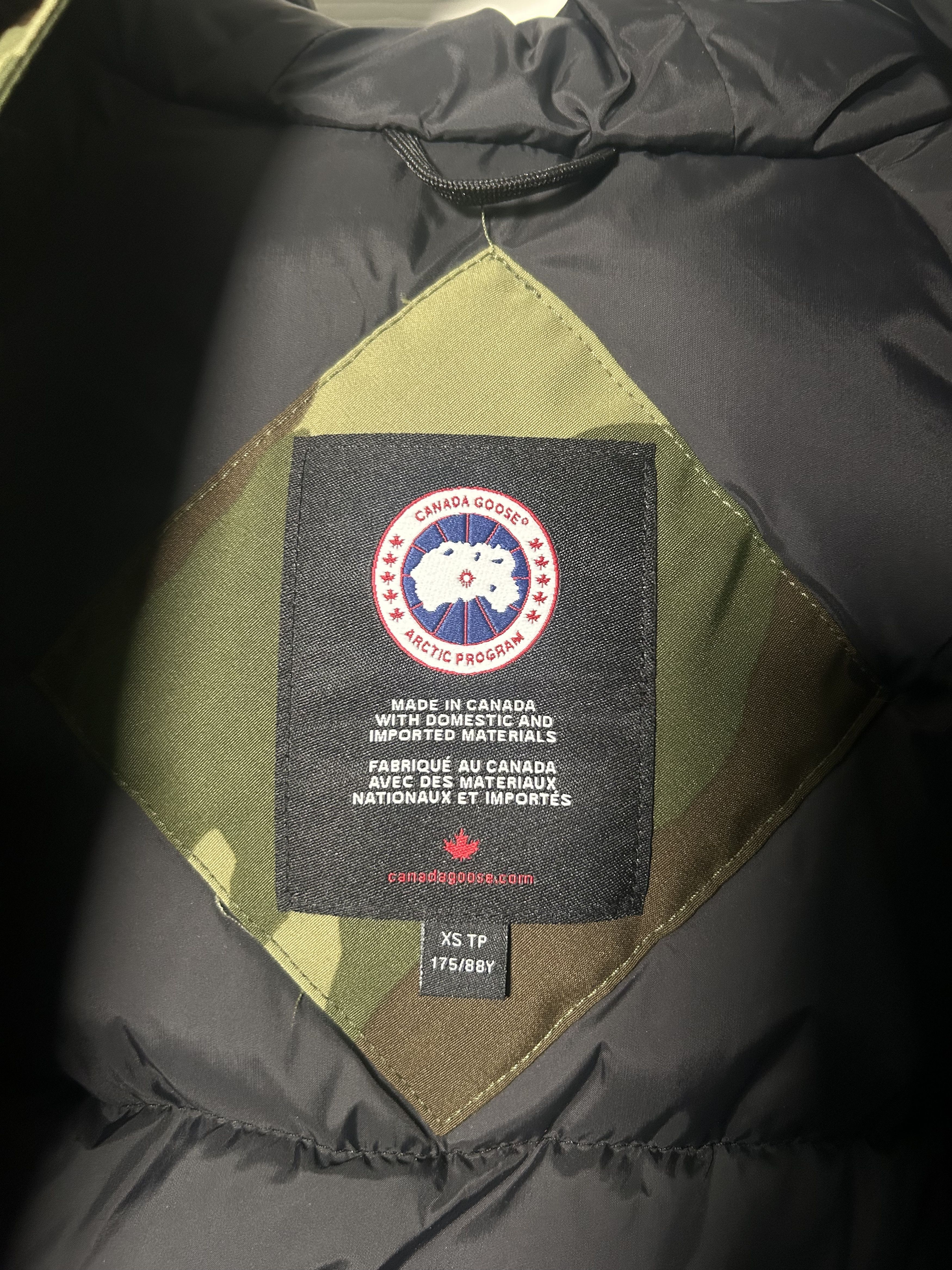 Canada Goose New Canada Goose Chilliwack Bomber Jacket Size US XS / EU 42 / 0 - 6 Thumbnail