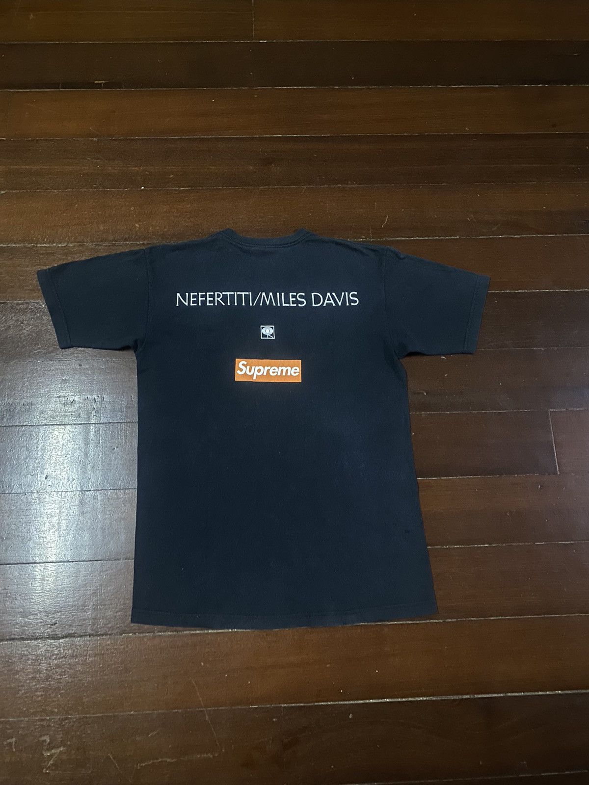 Supreme Vintage supreme miles davis nefertiti photo tee Size US M / EU 48-50 / 2 - 5 Thumbnail