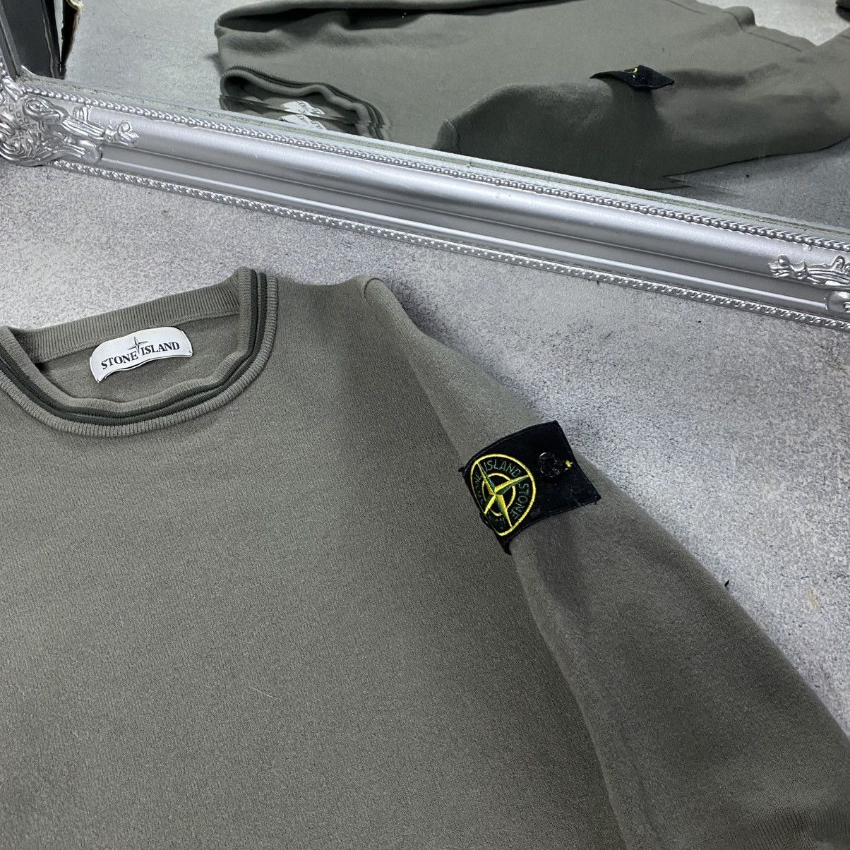 Stone Island Stone Island Sweatshirt Crewneck Patch Size US S / EU 44-46 / 1 - 5 Thumbnail
