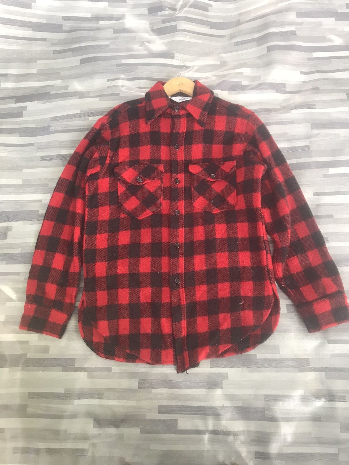 Woolrich Woolen Mills Vintage Woolrich Wool Checkered Shirt Button Up Size US S / EU 44-46 / 1 - 1 Thumbnail