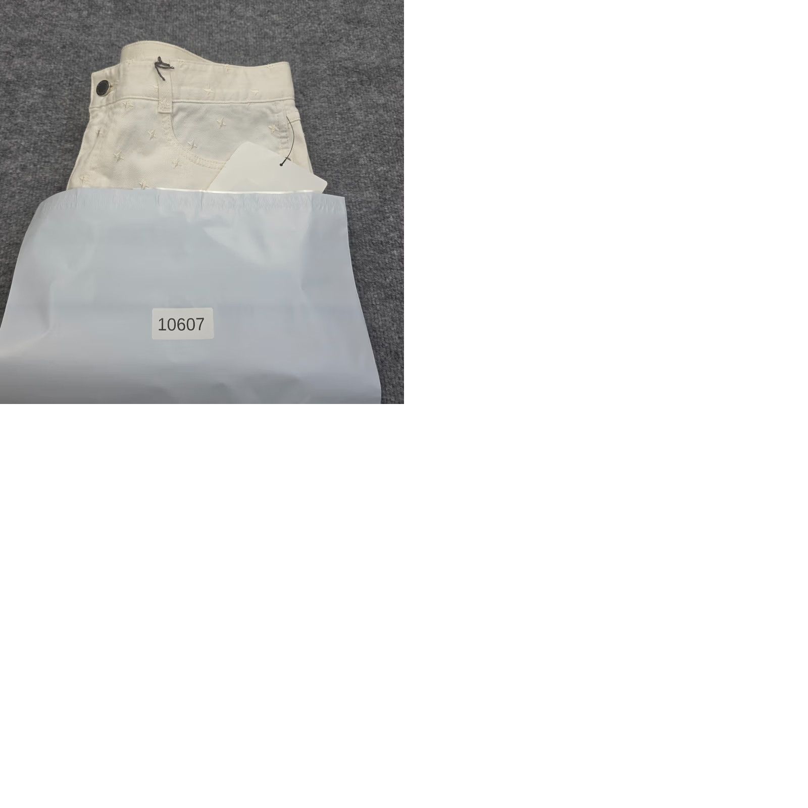 Stella McCartney Stella McCartney Pants Women 31 Ivory Star Embroidered NWT Slim Tapered Cuffed 27" Inseam Ivory Star Embroidered NWT Ladies Mens? Size 24" / US 00 / IT 34 - 11 Thumbnail