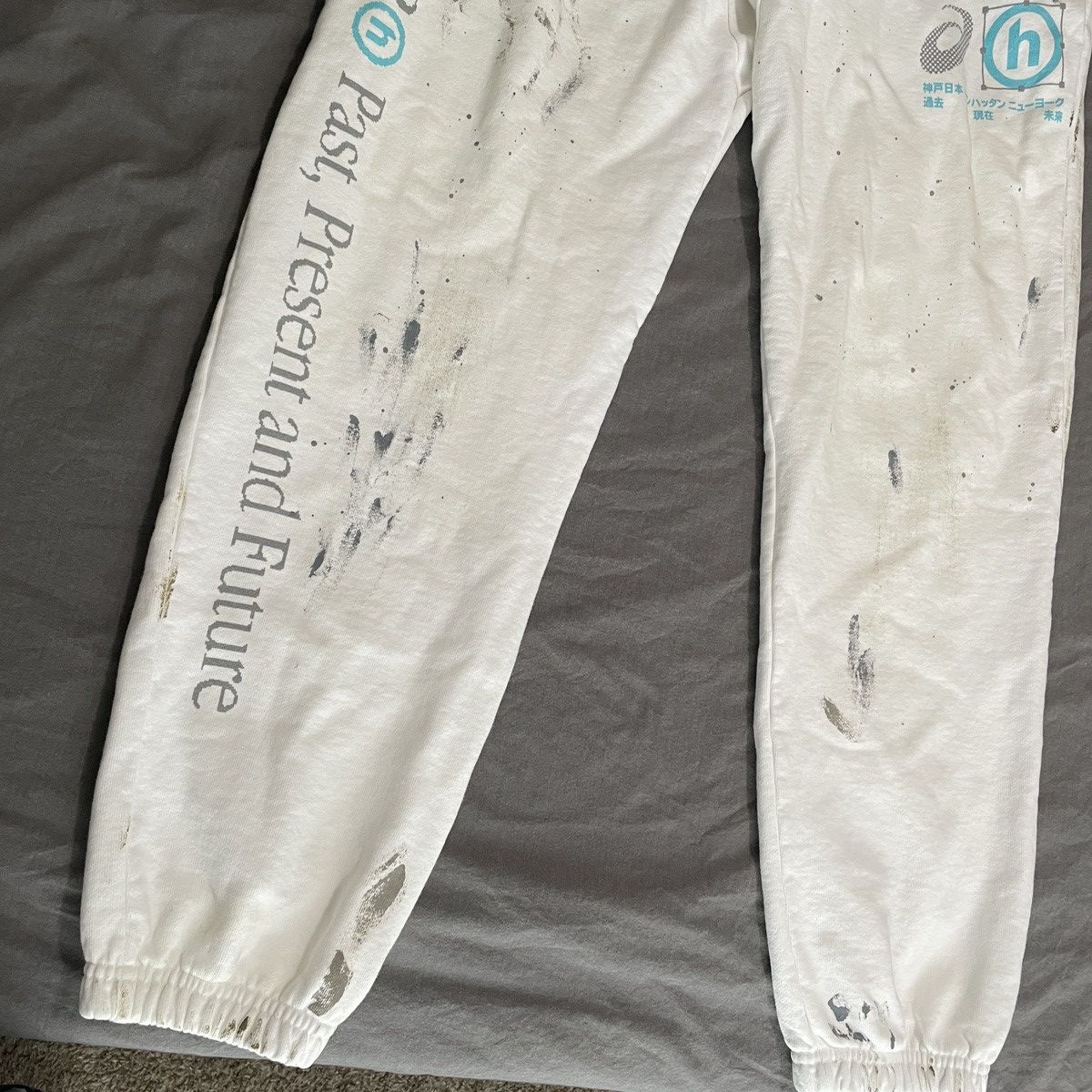 Asics × HIDDEN Hidden x ASICS NY Visual Dynamics Sweatpants White M Size US 32 / EU 48 - 3 Thumbnail
