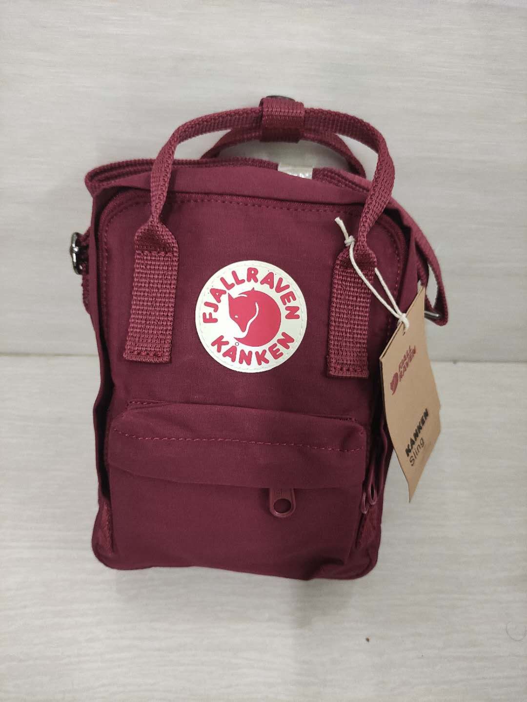 Fjallraven Fjallraven Kånken Mini Backpack - Deep Red Size ONE SIZE - 1 Thumbnail