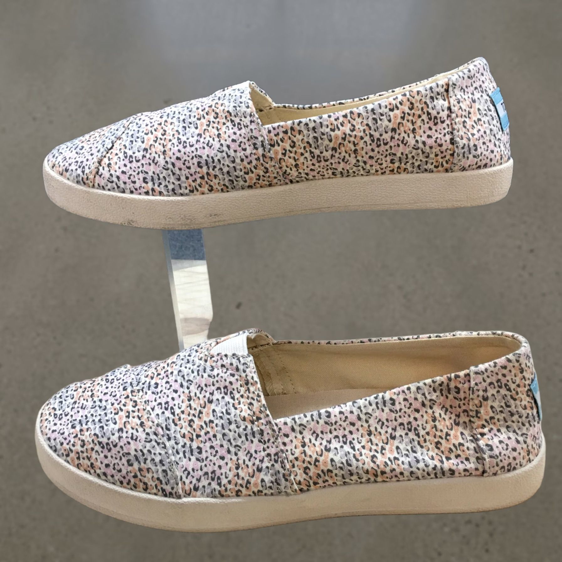 Toms TOMS Shoes Womens 7 Avalon Slip On Multicolor Comfort Casual Low Top Flat 10017945 Size M / US 6-8 / IT 42-44 - 1 Thumbnail