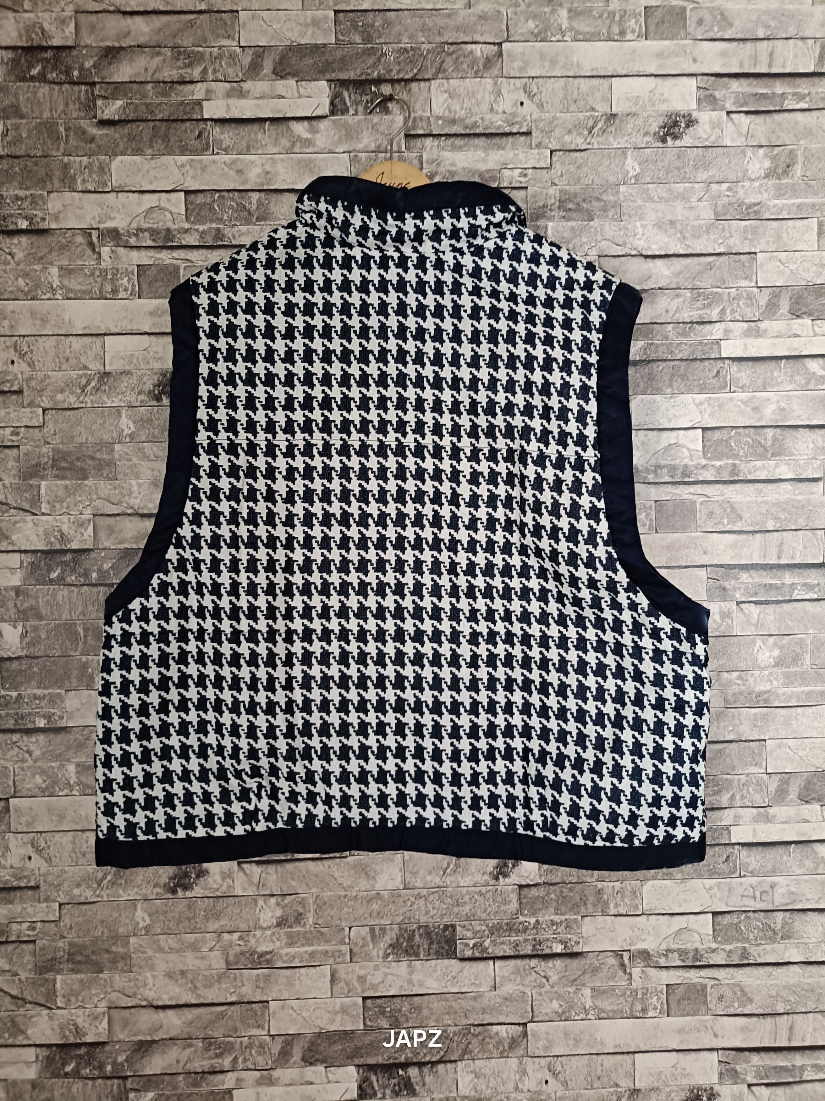 Ellesse × Goldwin Vintage ellesse goldwin Perugia Italy revers shearling vest Size L / US 10 / IT 46 - 7 Thumbnail