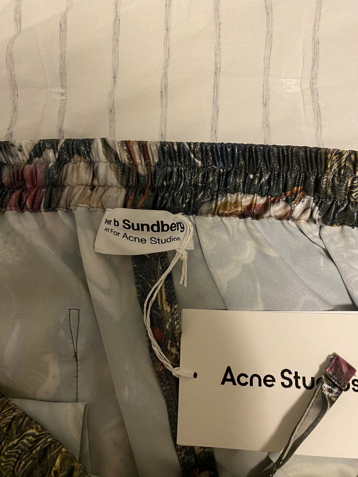Acne Studios Acne Studios Printed Lamé Shorts 54 NWT Size US 40 / EU 56 - 8 Thumbnail