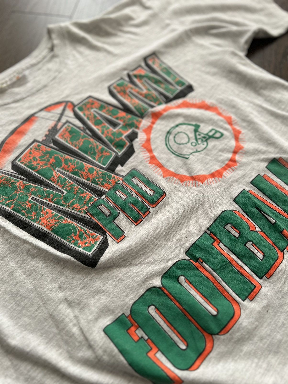 NFL × Vintage Single Stitch Miami Pro FootBall 90's graphic Tee Size US L / EU 52-54 / 3 - 4 Thumbnail