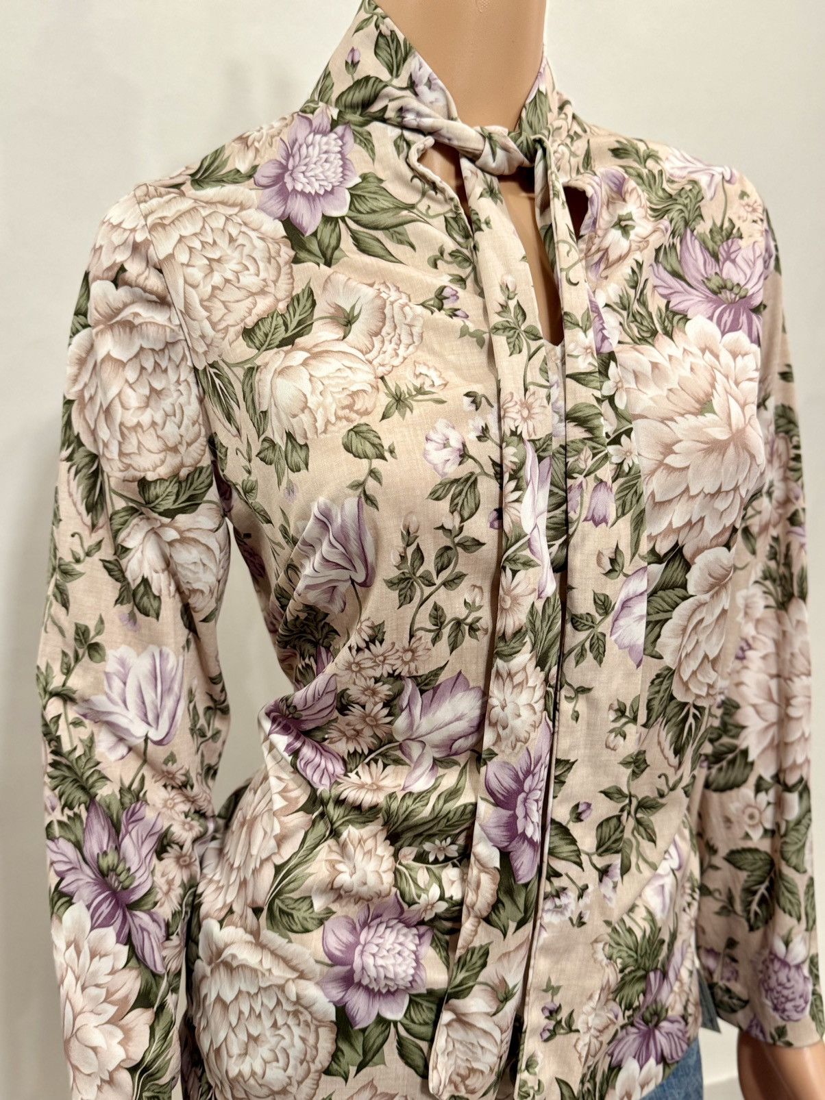 Vintage Women’s 1970’s Floral Print Tie-Neck Shirt Size XXL / US 16-18 / IT 52-54 - 3 Thumbnail