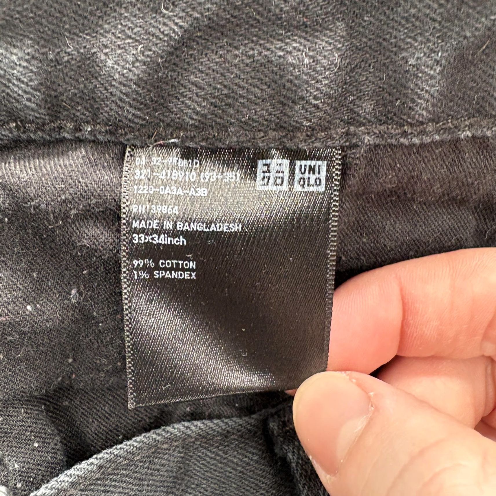 Uniqlo Uniqlo Jeans Mens 33x32 Black Dark Wash Slim Skinny Selvage Stretch Denim Pants Size US 33 - 6 Thumbnail