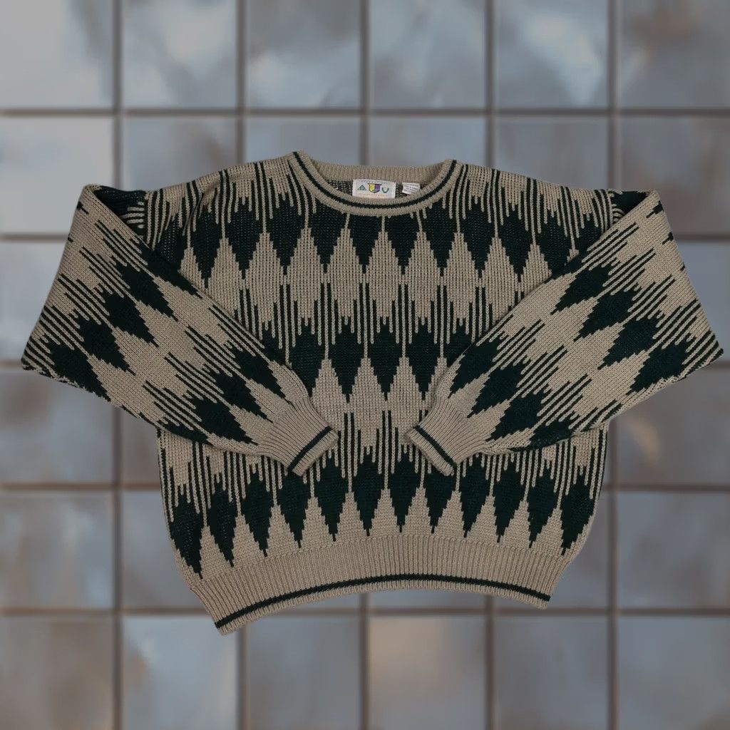 Vintage VINTAGE Rough Cut Mens Geometric Sweater M Green Tan Knit 90s Pullover Crew Neck Size US M / EU 48-50 / 2 - 1 Thumbnail