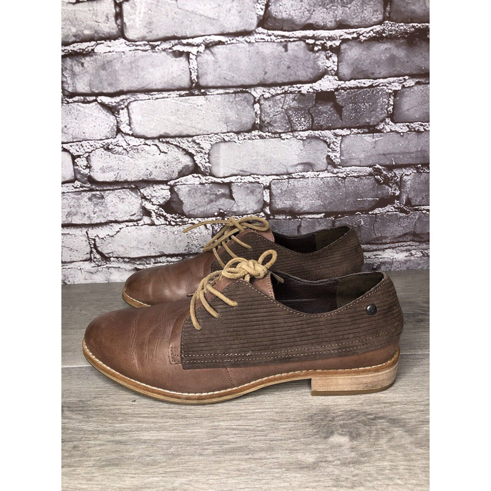 Caterpillar Caterpillar TALLY Corduroy Mauve Peppercorn Leather Low Top Size US 9.5 / IT 39.5 - 1 Thumbnail
