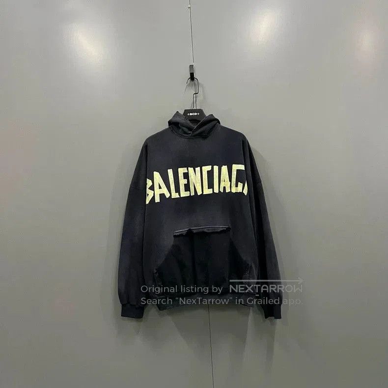 Balenciaga Balenciaga Distressed Logo Hoodie. Size US S / EU 44-46 / 1 - 1 Thumbnail