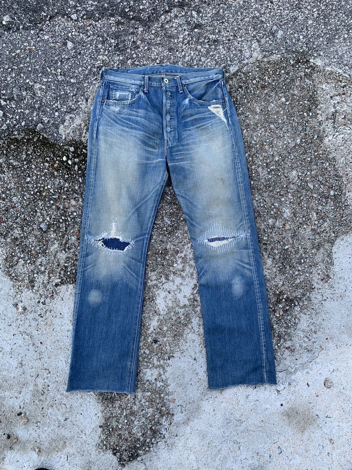 Levi's VINTAGE LEVIS 501 BIG E LVC DISTRESSED DENIM Size US 34 / EU 50 - 1 Thumbnail