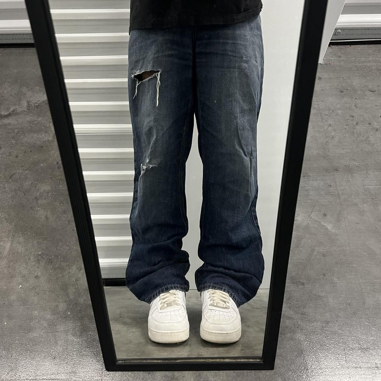 Vintage Crazy Vintage Y2K/2000s Baggy Ripped Grunge Dark wash Denim Jeans! Size US 34 / EU 50 - 1 Thumbnail