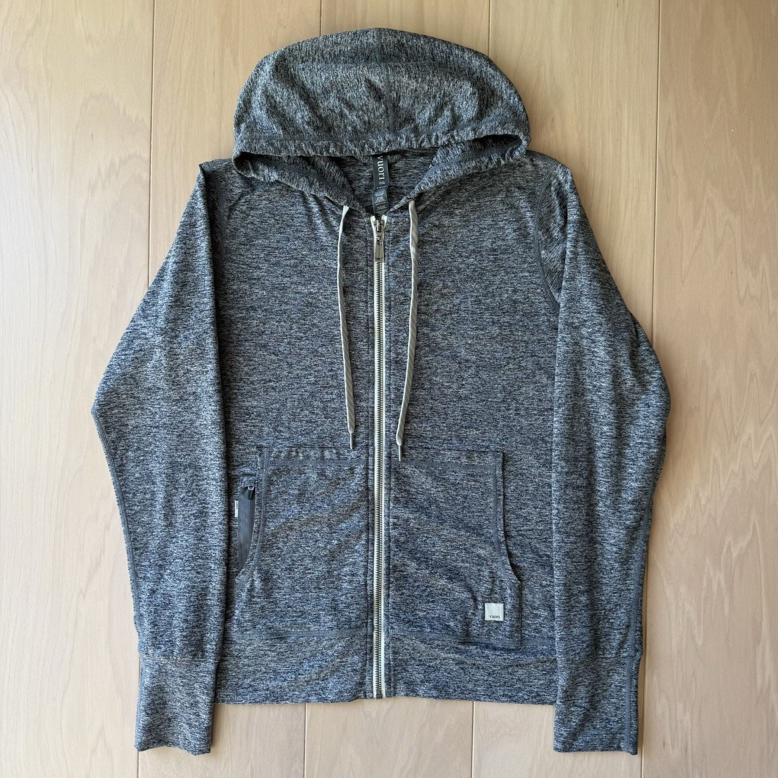 Vuori Vuori Halo Performance Hoodie XS Gray Full Zip Jacket Hooded Size XS / US 0-2 / IT 36-38 - 2 Thumbnail