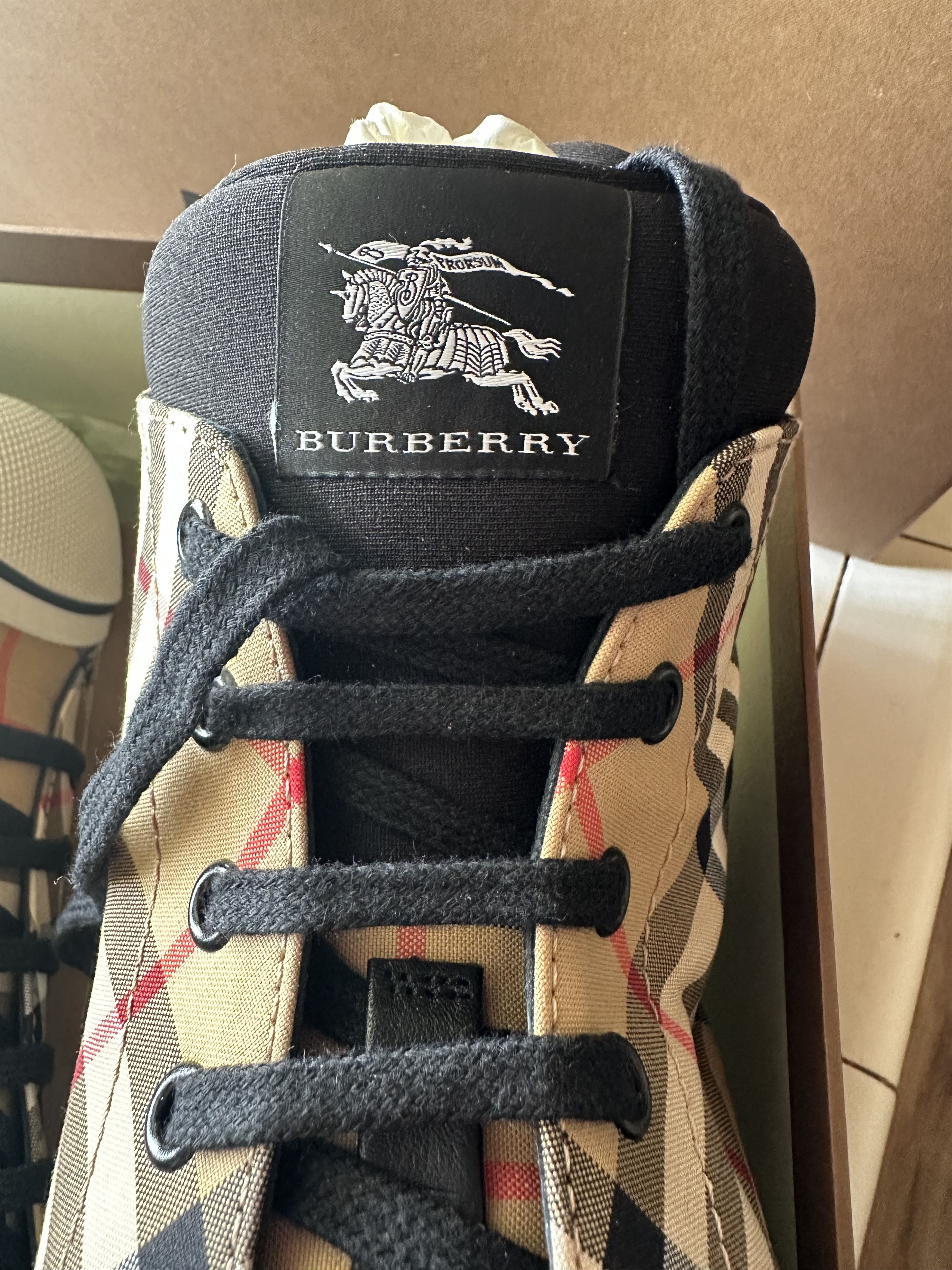 Burberry Kilbourne Hi Top Sneakers Size US 11 / EU 44 - 3 Thumbnail