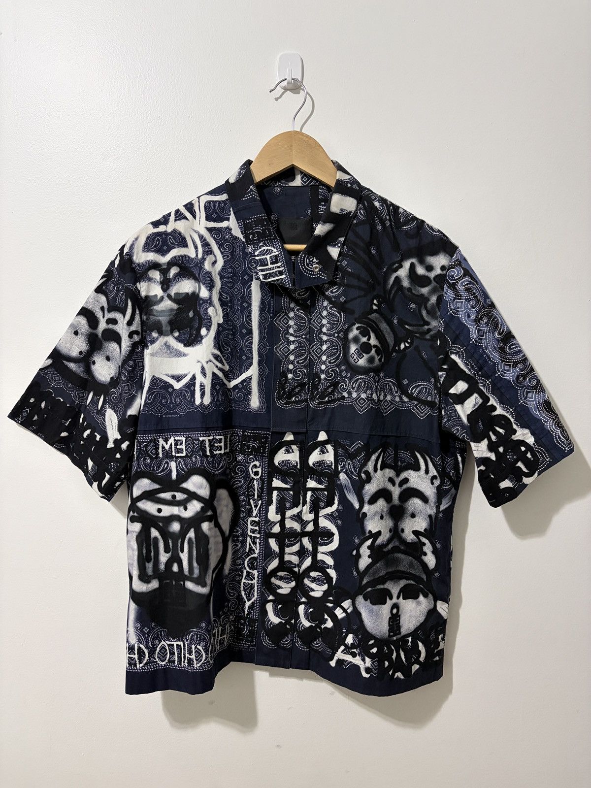 Chito × Givenchy Givenchy x Chito Bandana Print Shirt Size US S / EU 44-46 / 1 - 1 Thumbnail