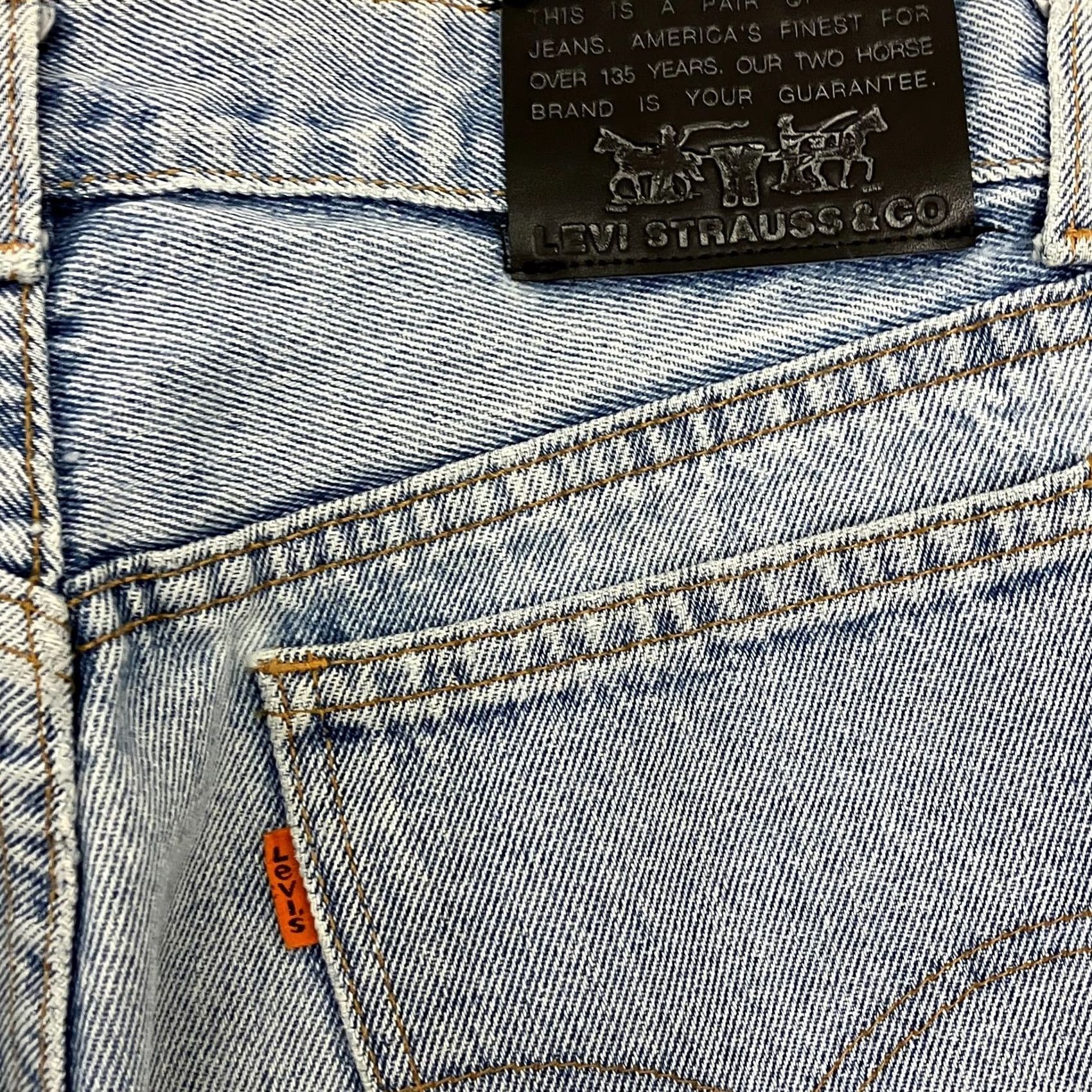 Levi's Vintage Levi’s 681 Jeans Light Wash Blue Straight Leg 28W 31L Made in UK Size US 28 / EU 44 - 4 Thumbnail