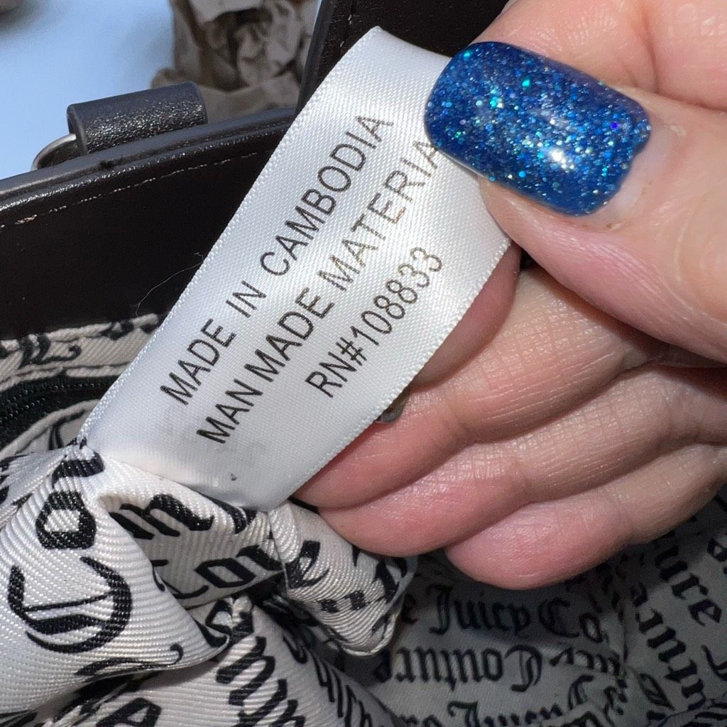 Juicy Couture Juicy Couture Chain Strap Crossbody Small Signature Tote Size ONE SIZE - 8 Thumbnail