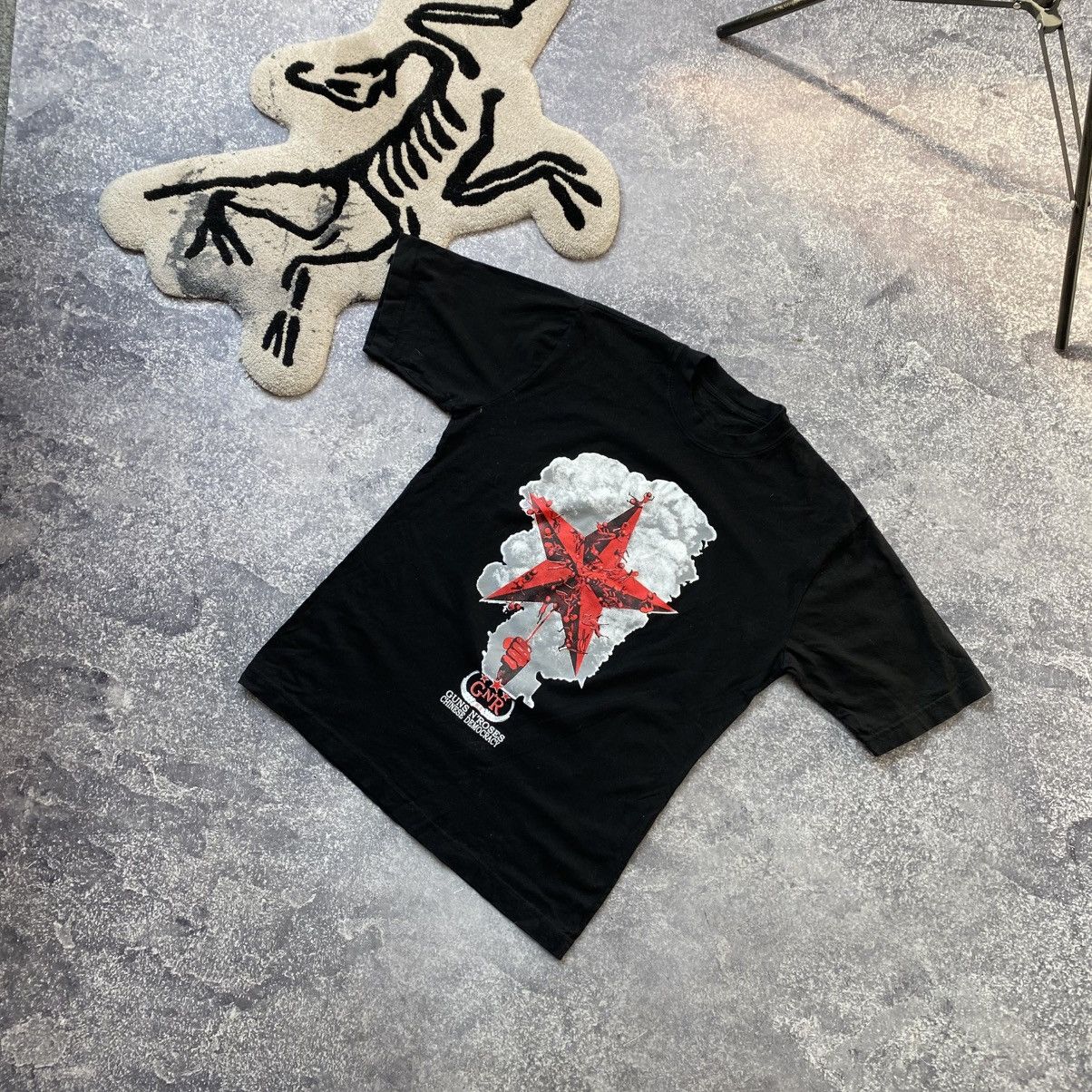 Band Tees Vintage Guns N Roses Big Logo Graphic 90’s band tee Size US M / EU 48-50 / 2 - 1 Thumbnail