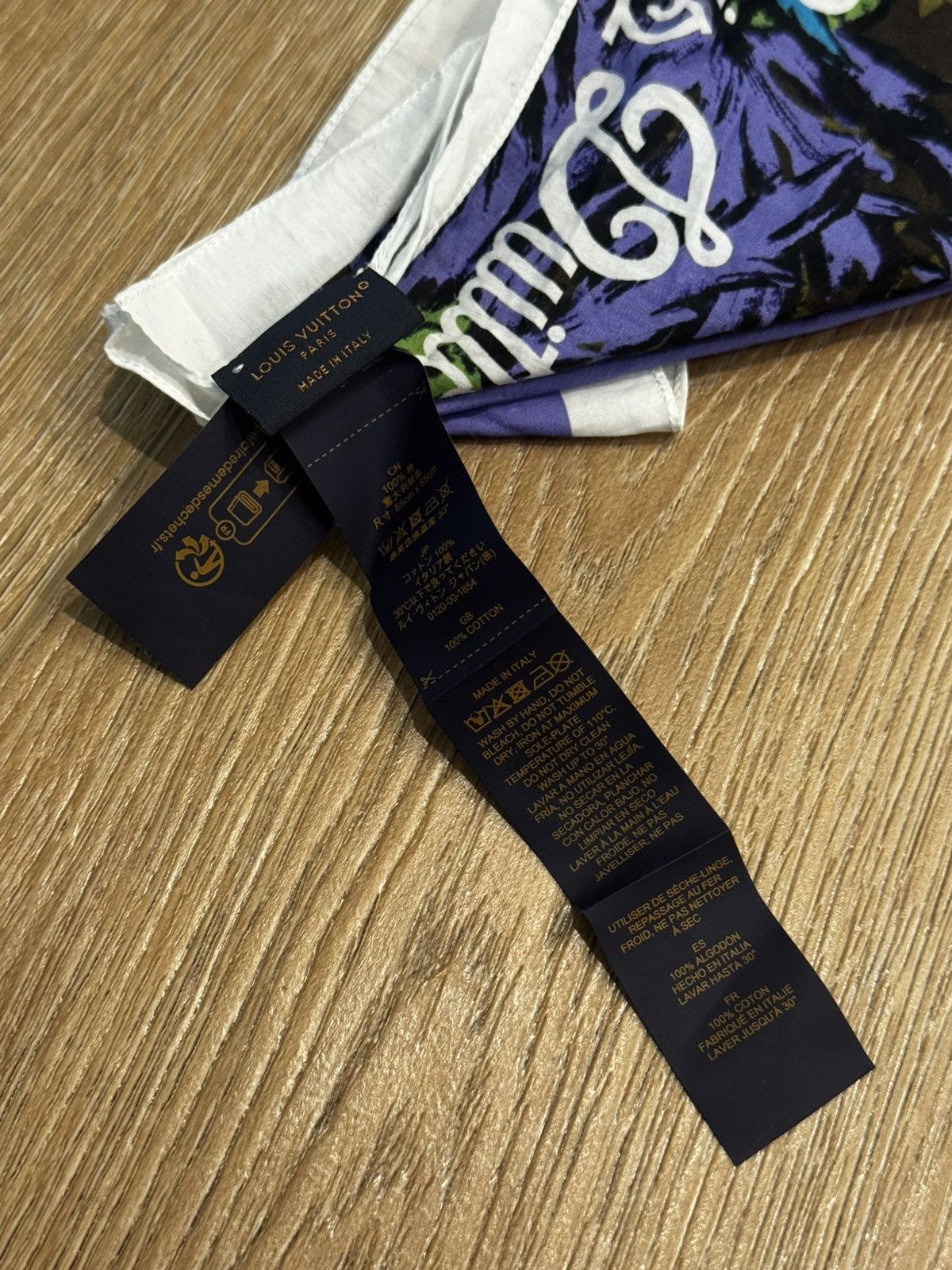 Louis Vuitton Louis Vuitton SS23 Scarves Collection Size ONE SIZE - 6 Thumbnail