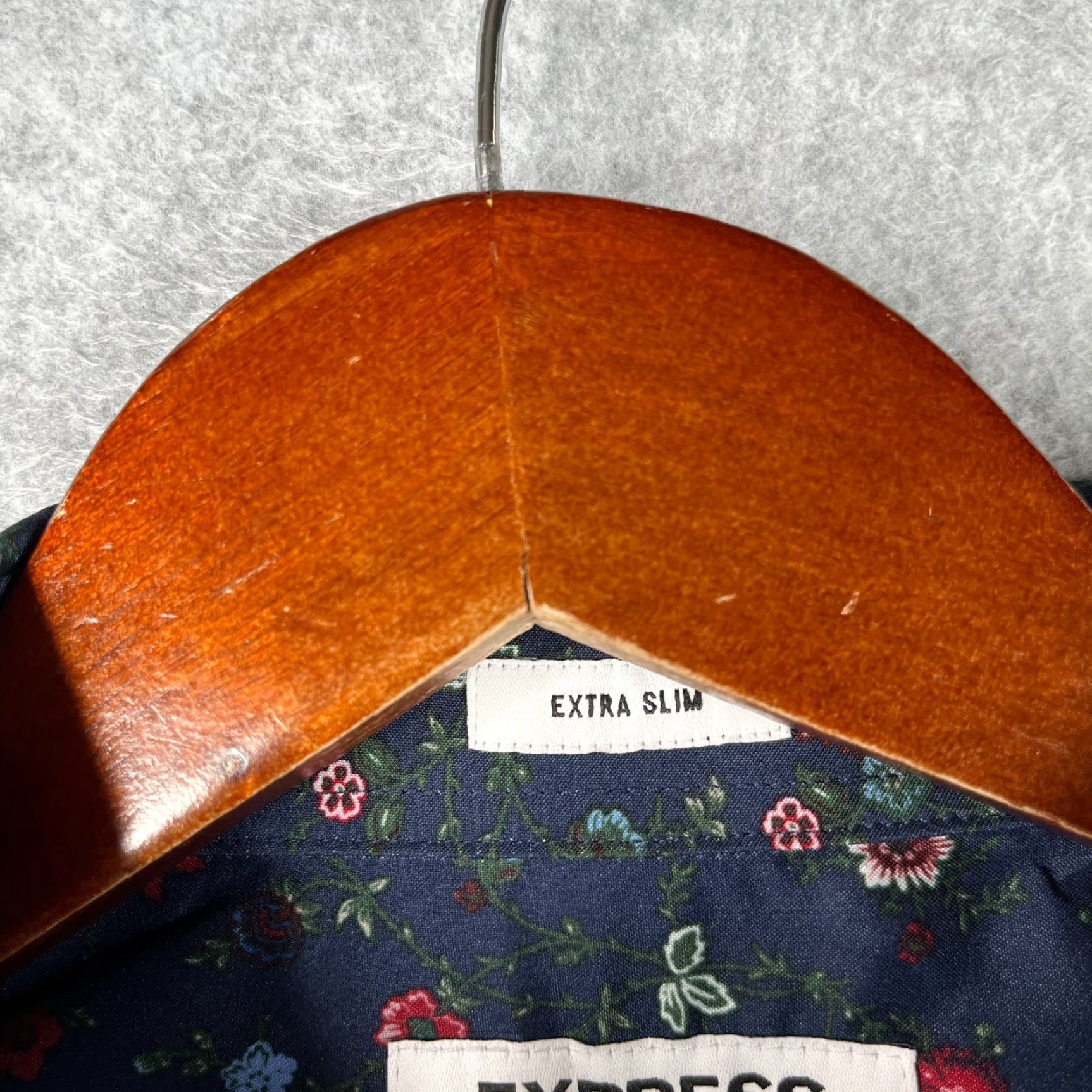 Express Express Shirt Navy Floral Button-Up Long Sleeve Slim Extra Small NEW Size US S / EU 44-46 / 1 - 6 Thumbnail