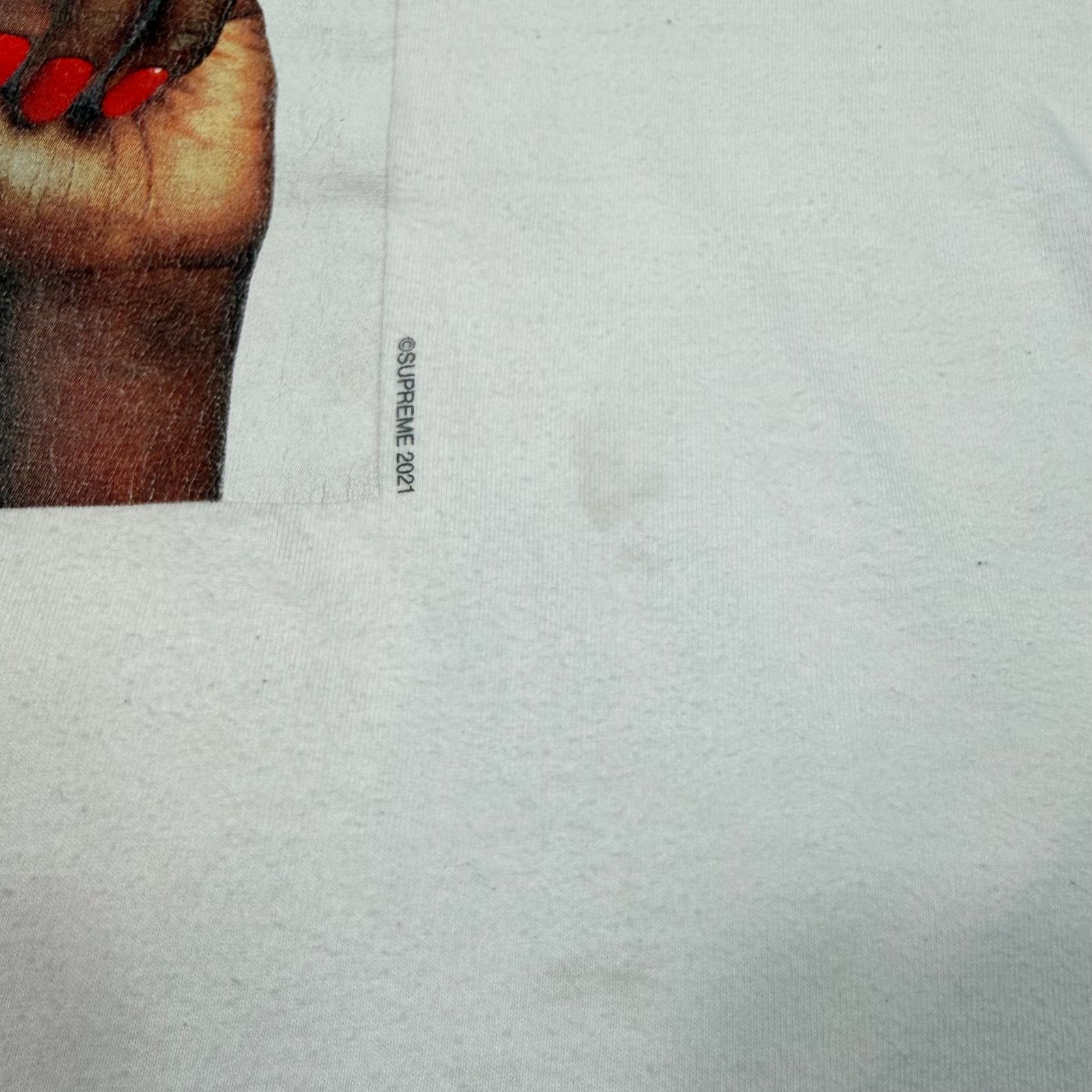 Supreme Supreme Water Pistol T-Shirt Size US L / EU 52-54 / 3 - 5 Thumbnail