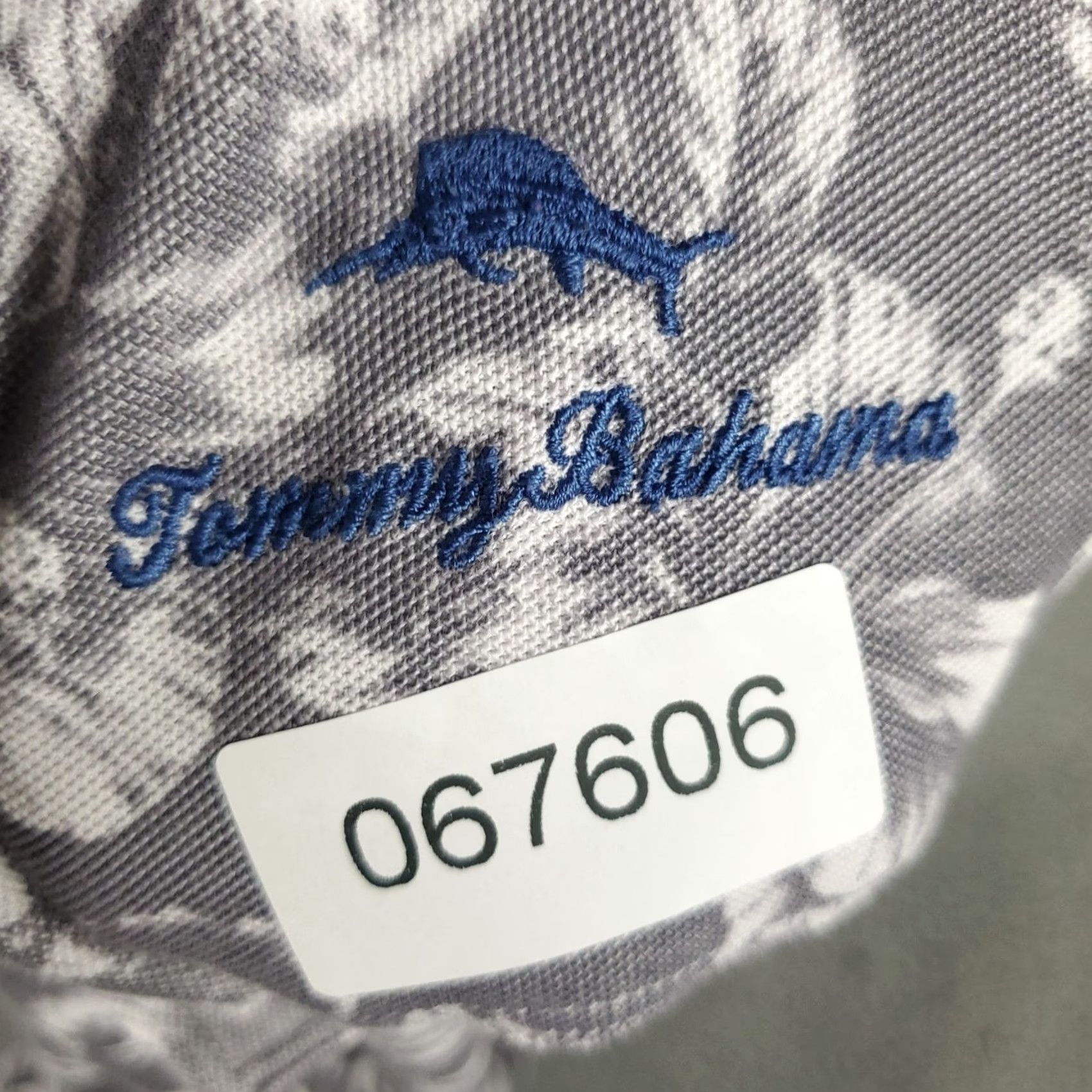 Tommy Bahama Tommy Bahama Shirt Mens Medium Gray Floral Knit Cotton Blend Button Up Size US M / EU 48-50 / 2 - 8 Thumbnail