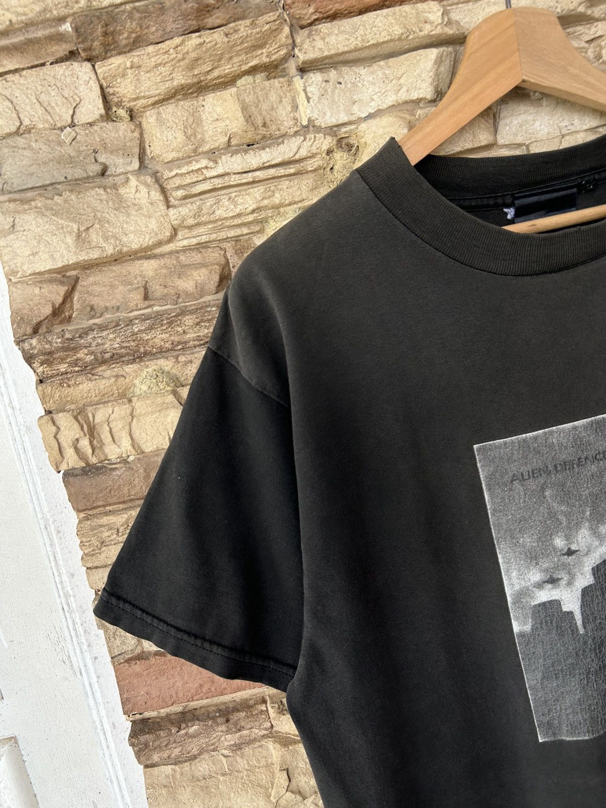 Vintage Rare Vintage Alien Defence Projects Beschwa Tees Distressed Faded Size US L / EU 52-54 / 3 - 7 Thumbnail